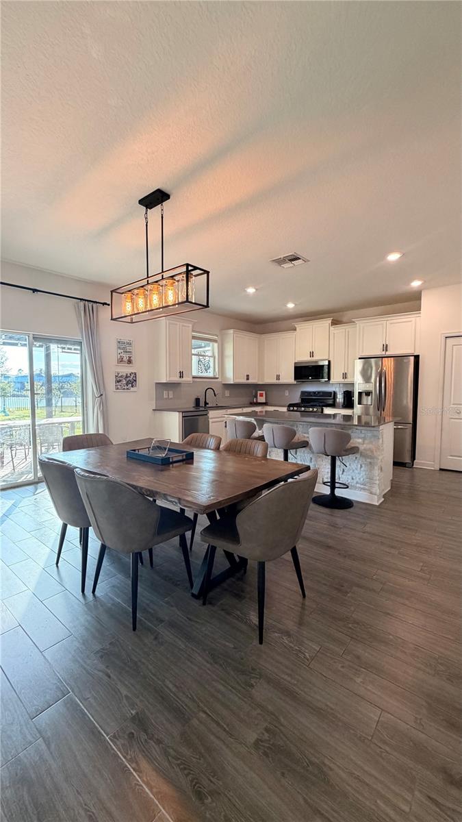 Image 15 of 48 For 1187 Oak Bluff Drive