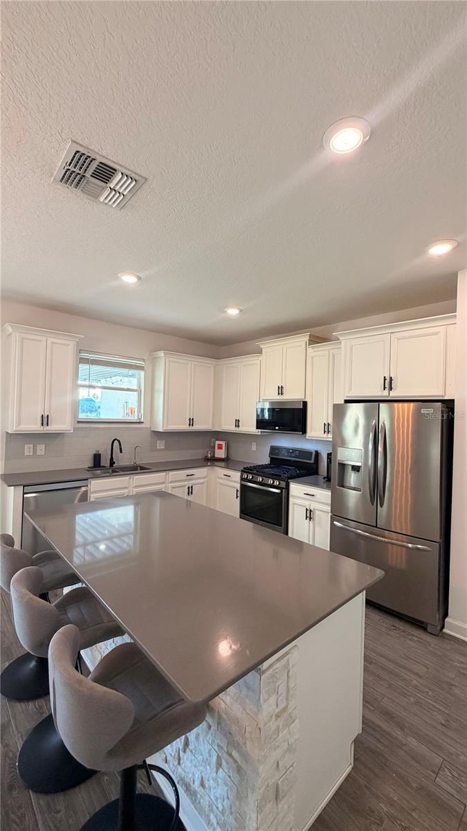 Image 17 of 48 For 1187 Oak Bluff Drive