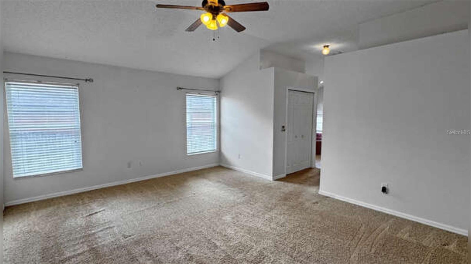 Image 11 of 34 For 7439 High Lake Drive