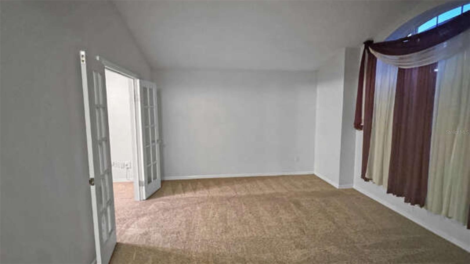 Image 22 of 34 For 7439 High Lake Drive