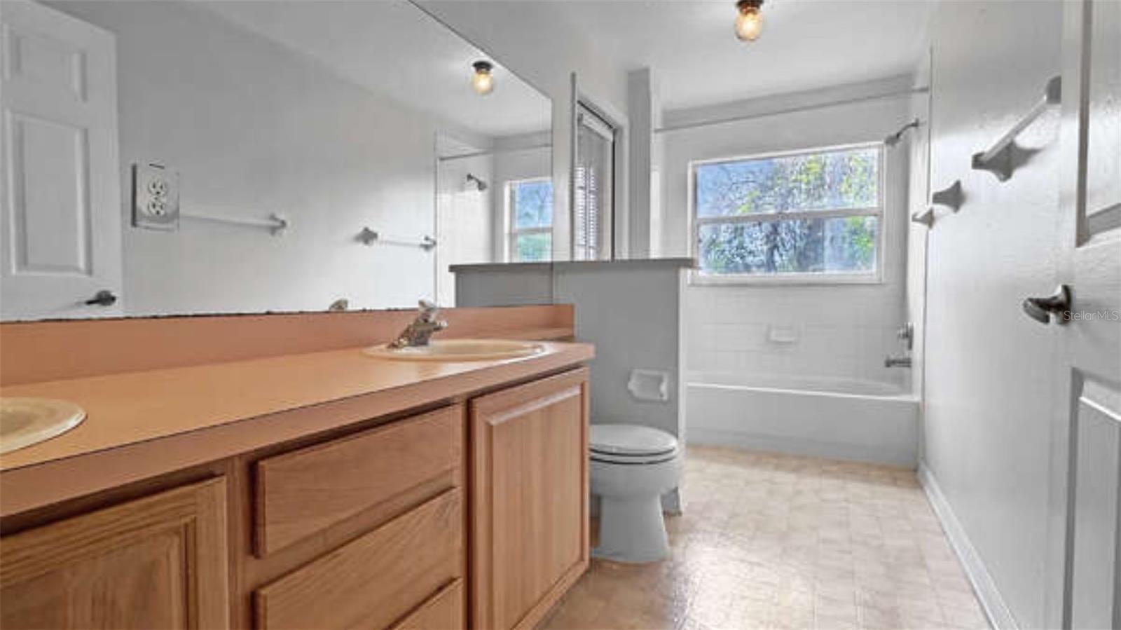 Image 24 of 34 For 7439 High Lake Drive