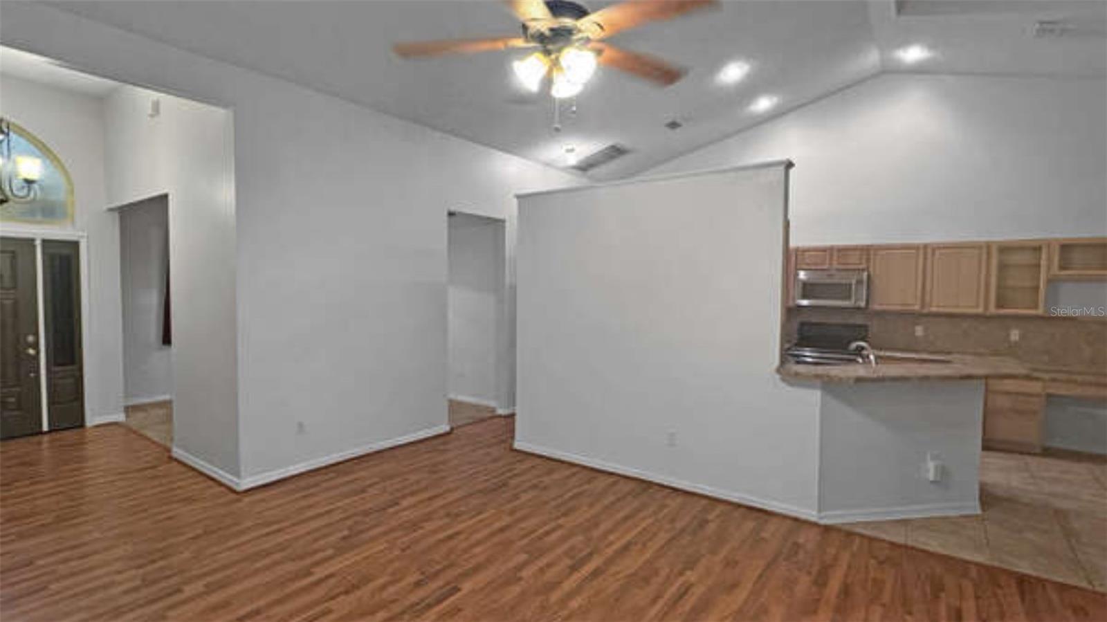 Image 9 of 34 For 7439 High Lake Drive