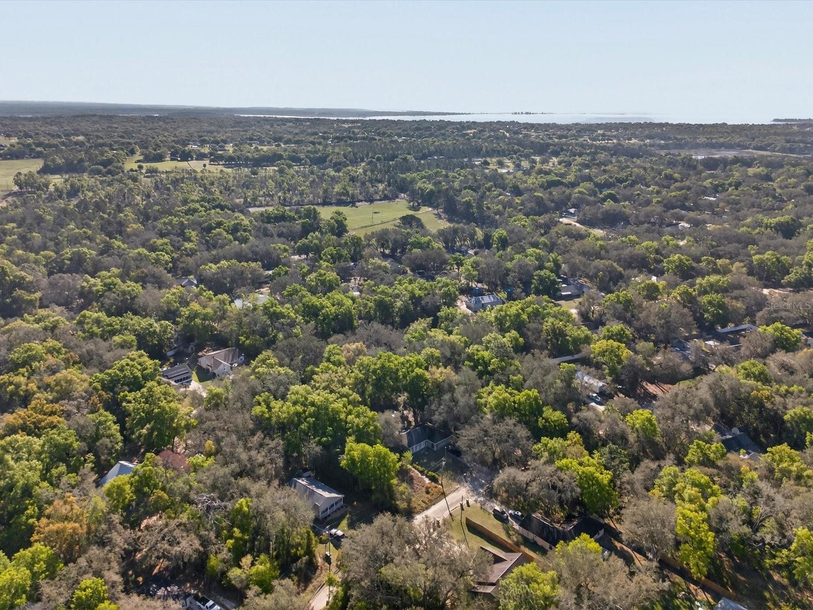 Image 15 of 20 For Oakridge Drive