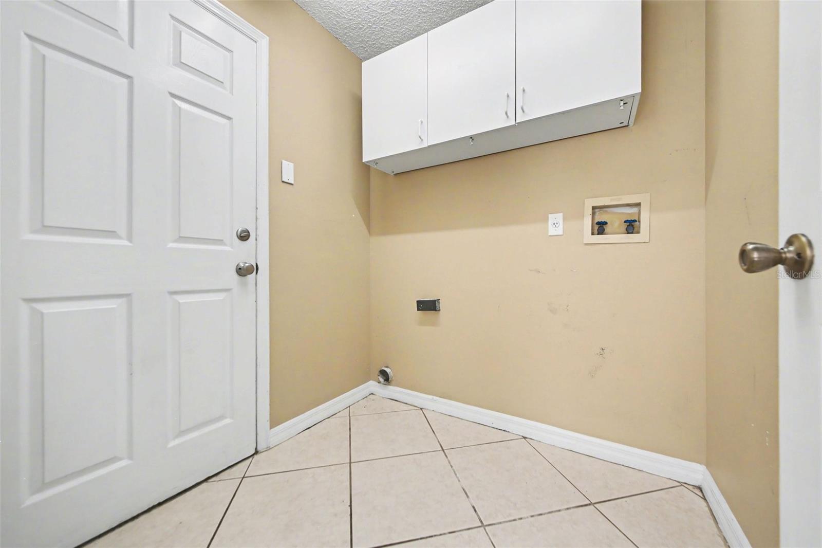 Image 11 of 15 For 2238 Holly Ridge Drive