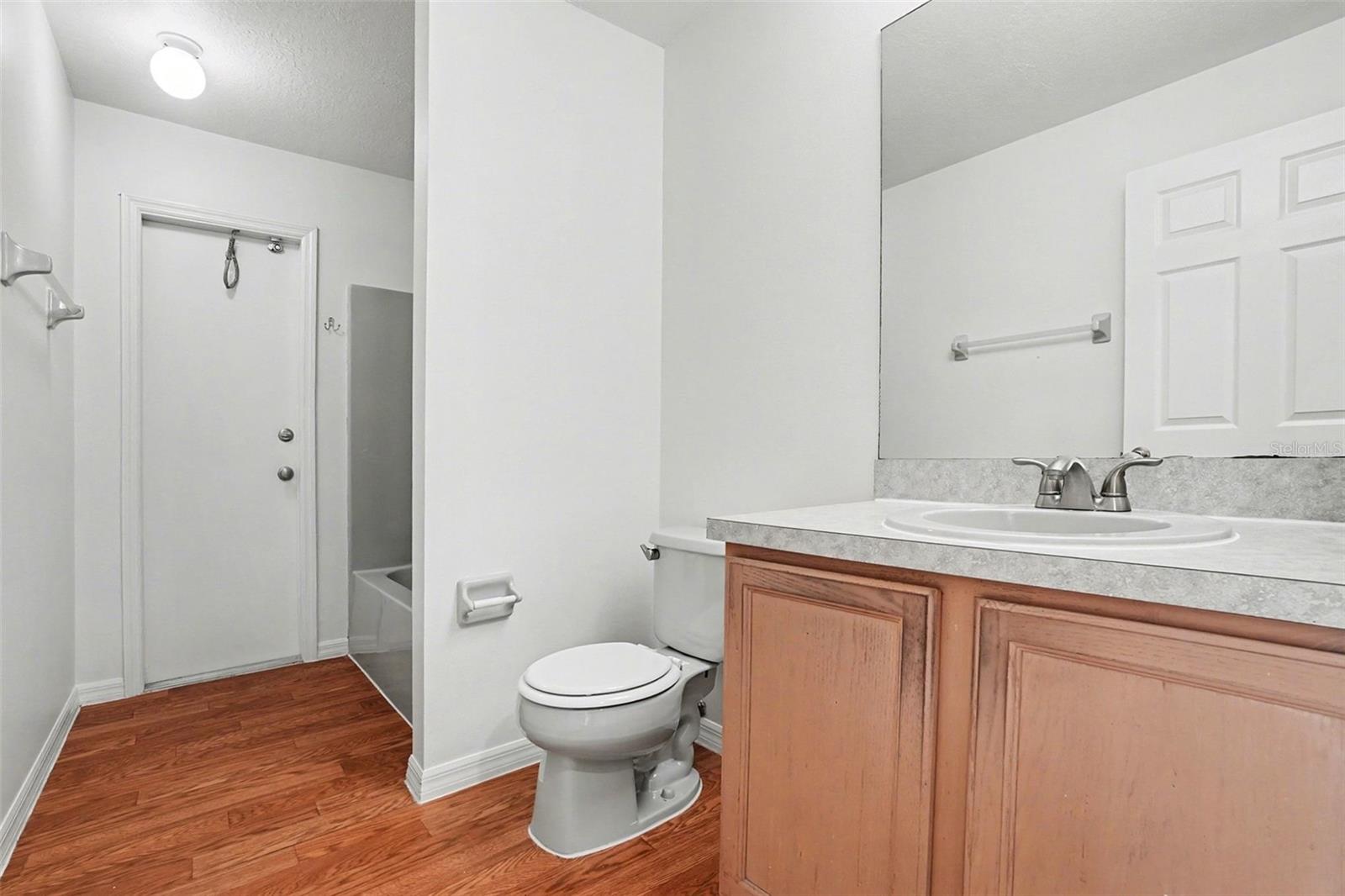 Image 19 of 25 For 1211 Walnut Grove Way