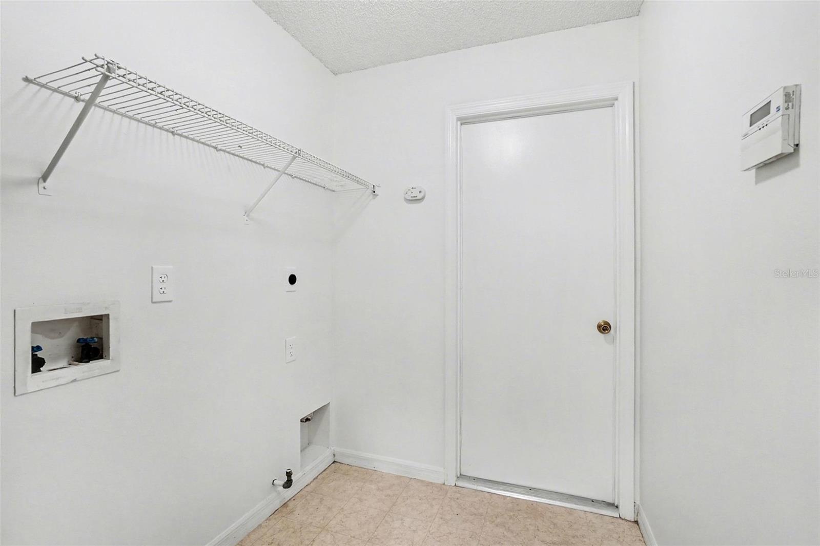 Image 22 of 25 For 1211 Walnut Grove Way