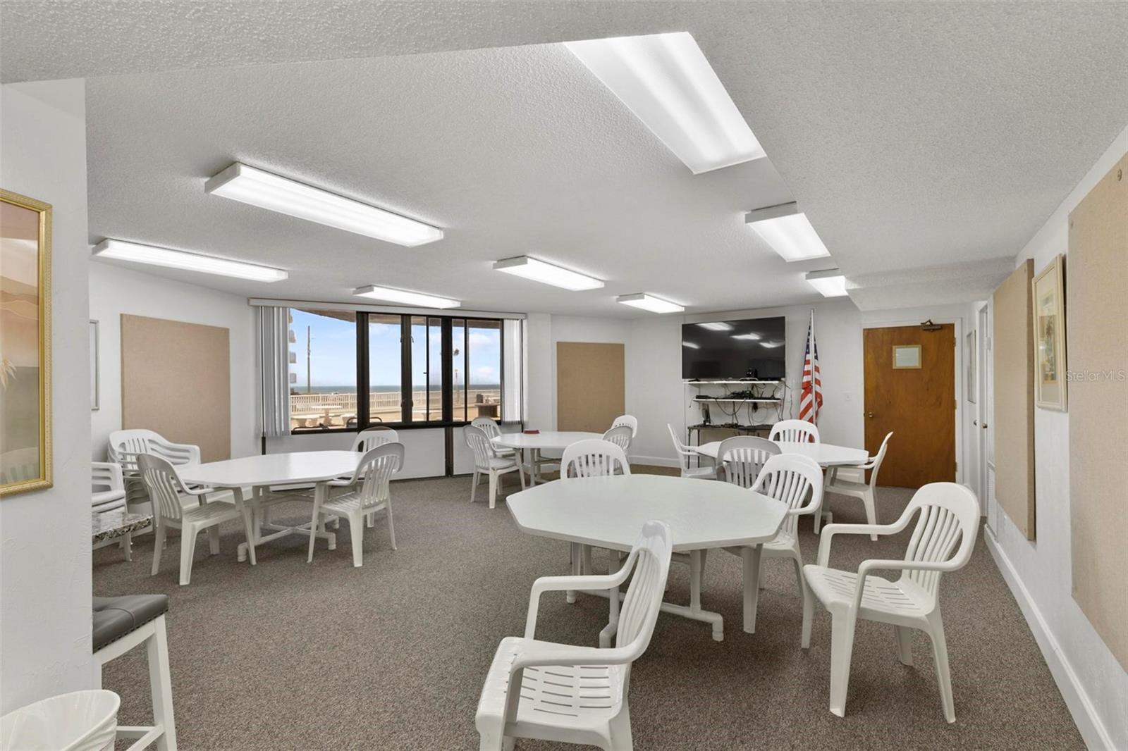 Image 43 of 69 For 3580 Ocean Shore Boulevard 102