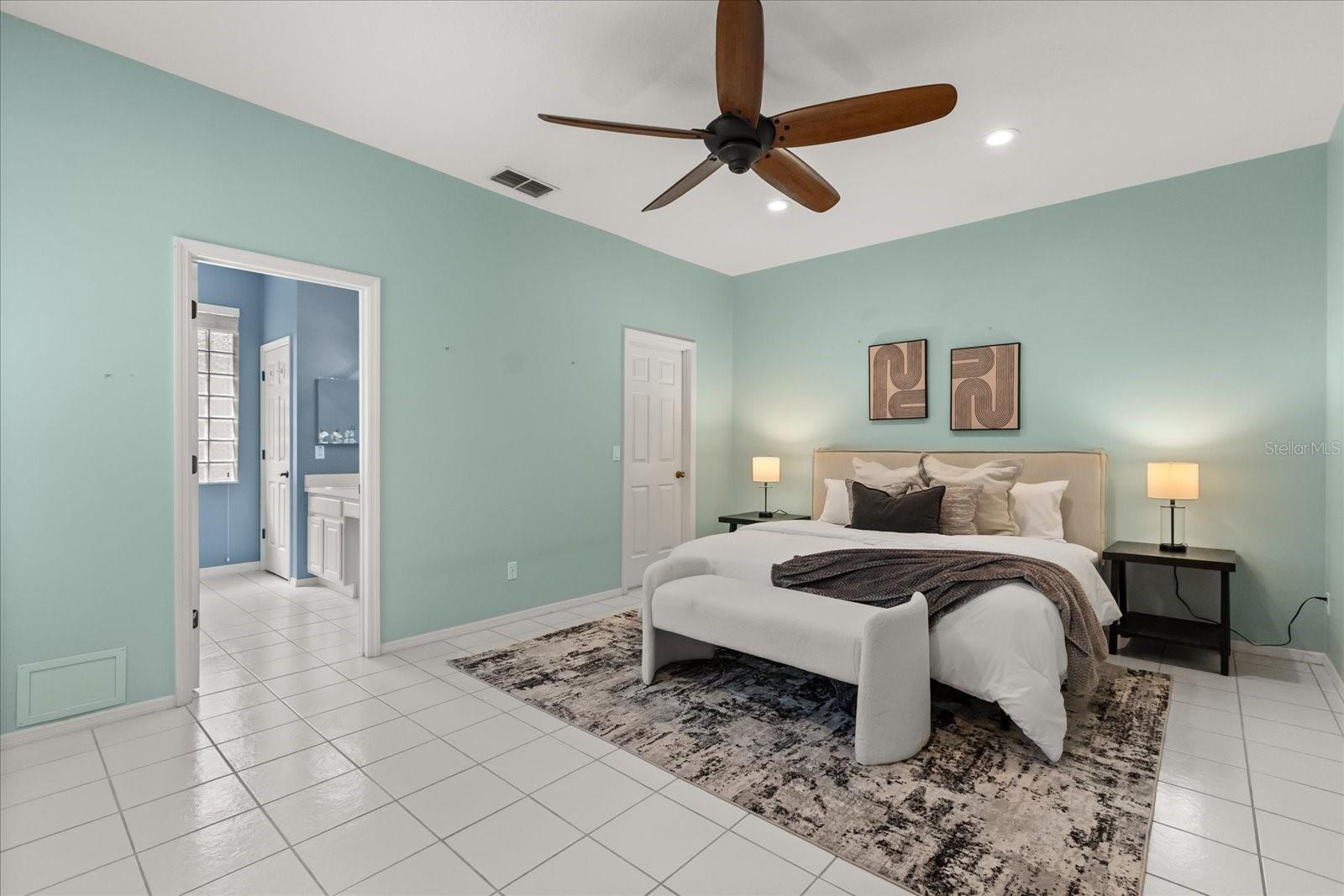 Image 15 of 32 For 107 Golden Crest Court