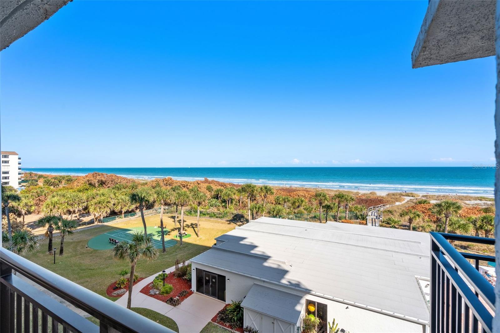 Image 27 of 41 For 2100 Atlantic Avenue 502