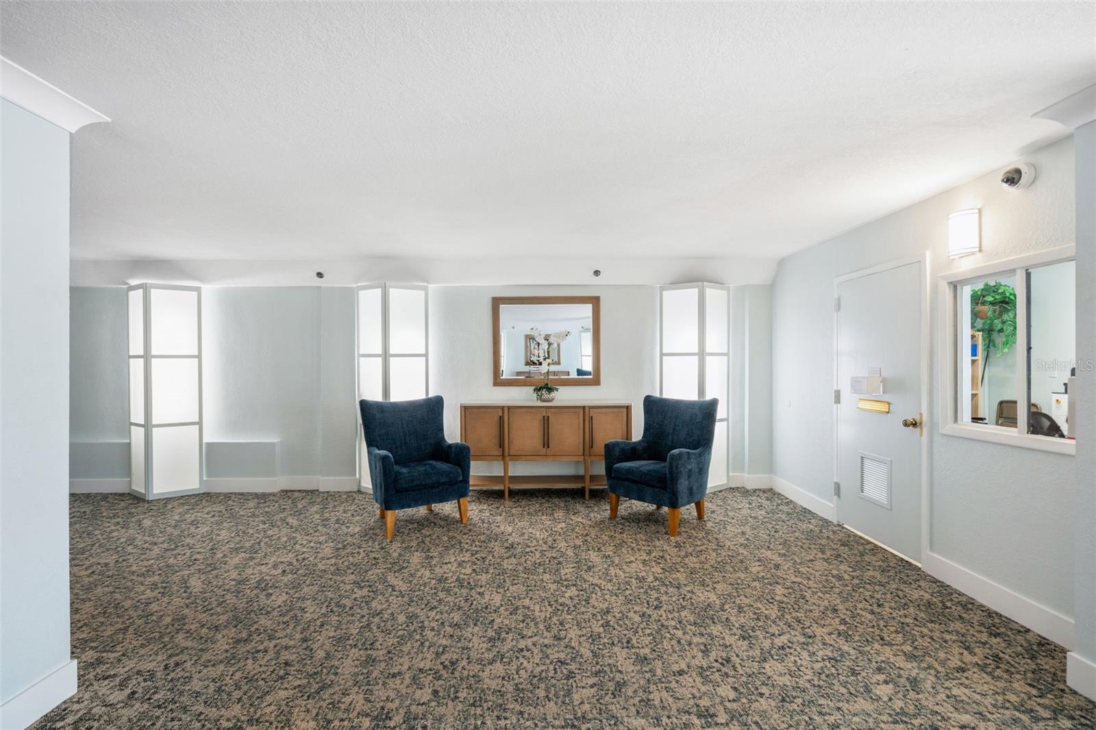 Image 29 of 41 For 2100 Atlantic Avenue 502