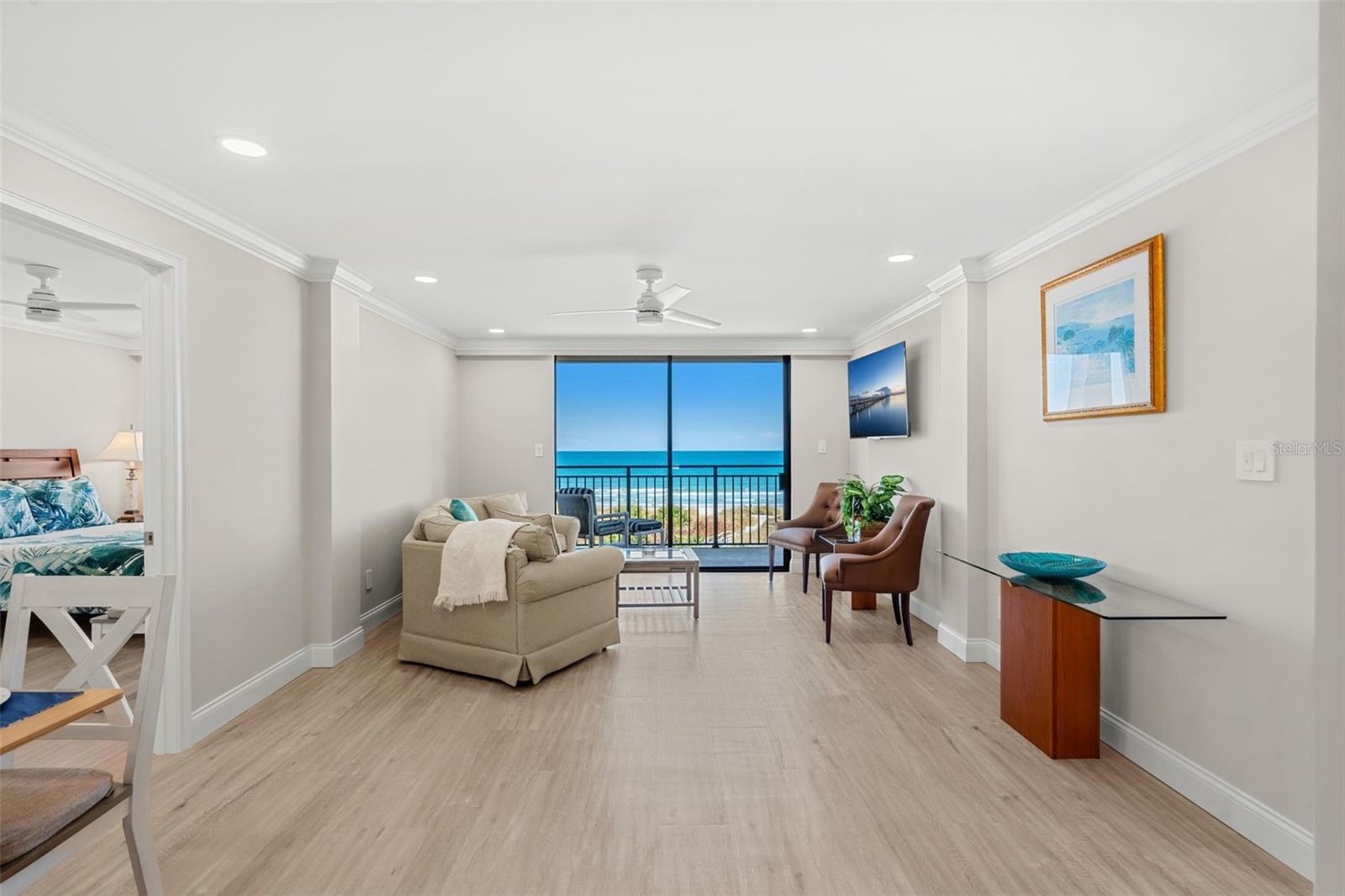 Image 6 of 41 For 2100 Atlantic Avenue 502