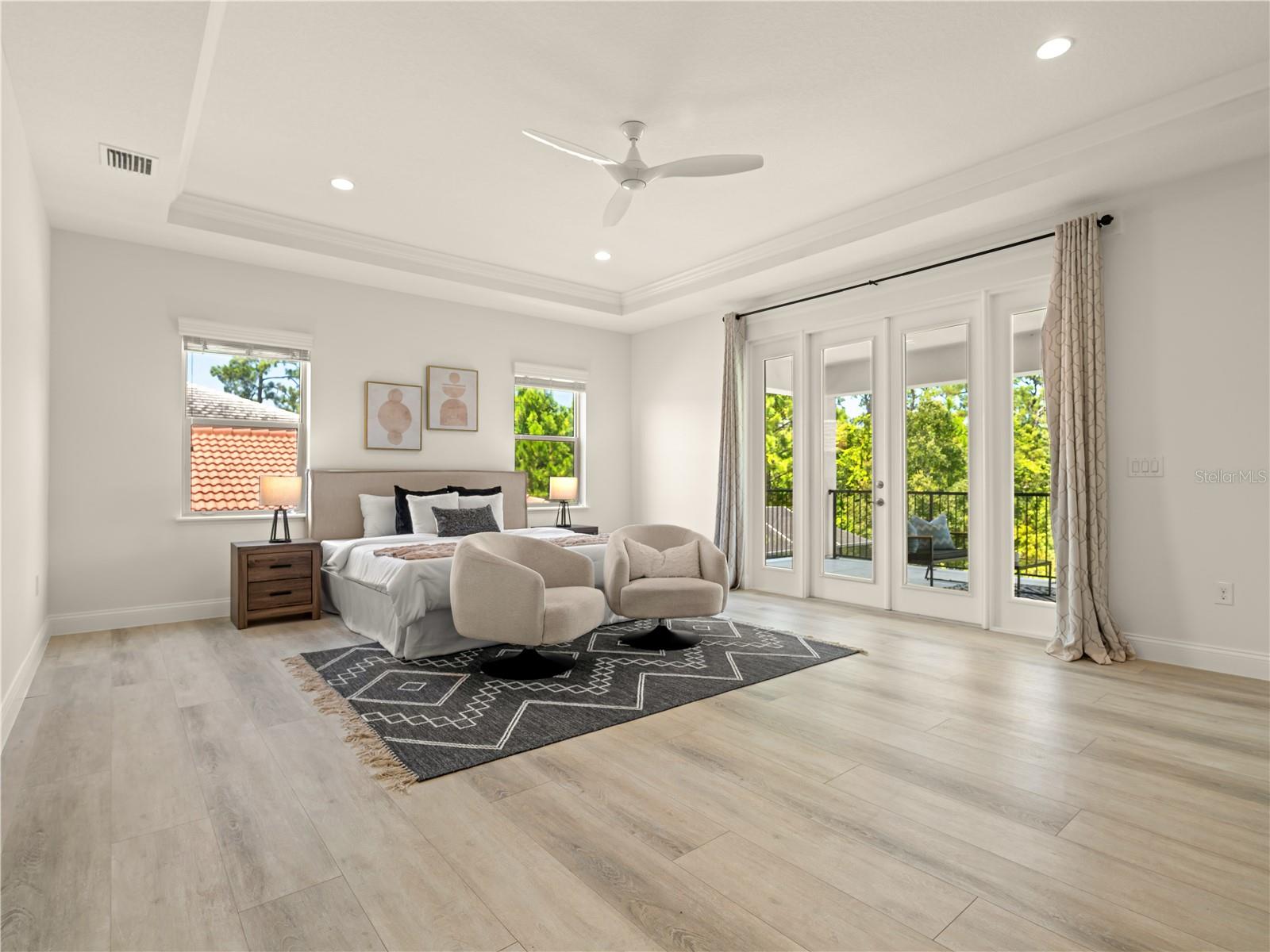 Image 19 of 45 For 10414 Royal Cypress Way