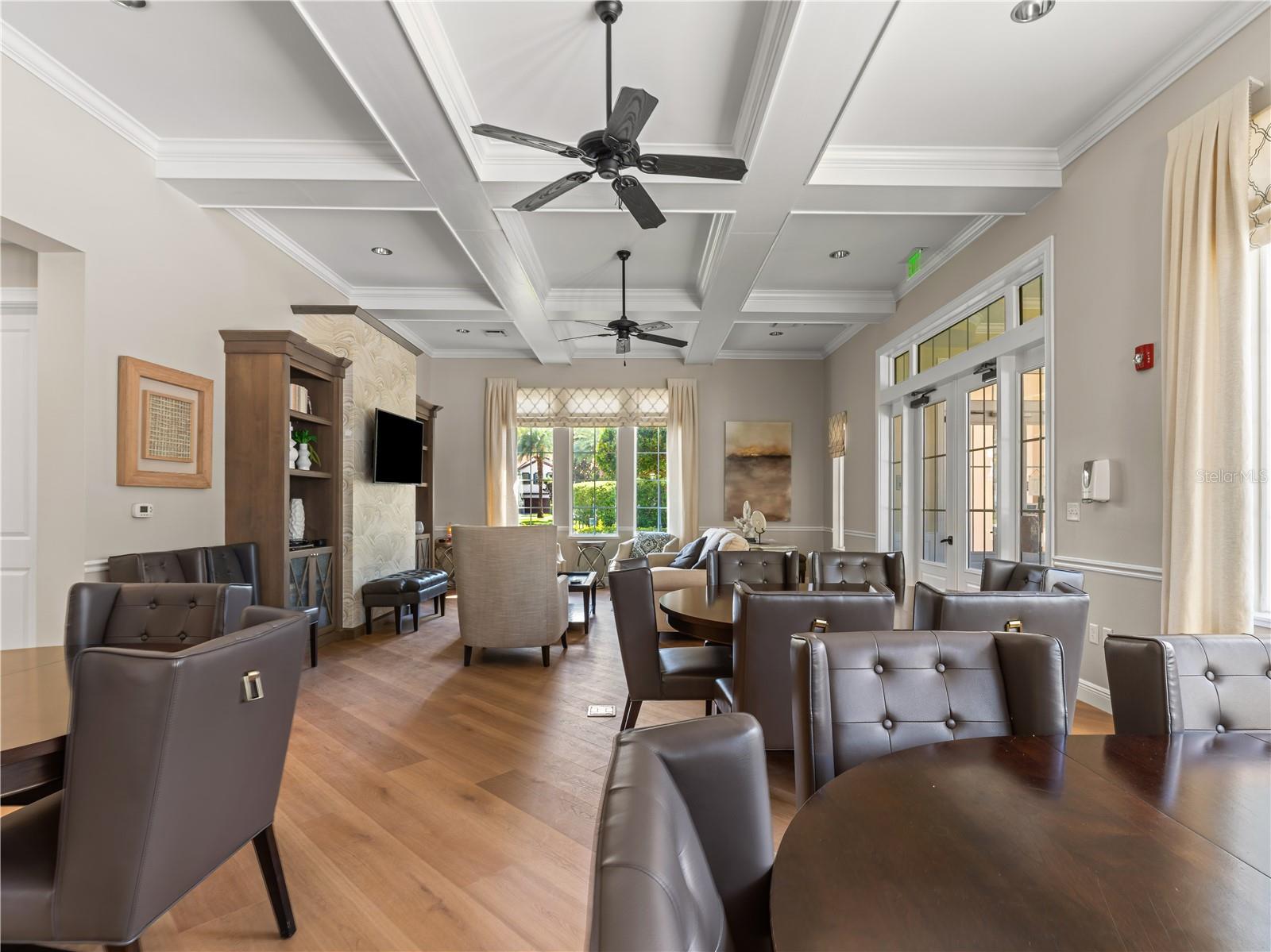 Image 42 of 45 For 10414 Royal Cypress Way