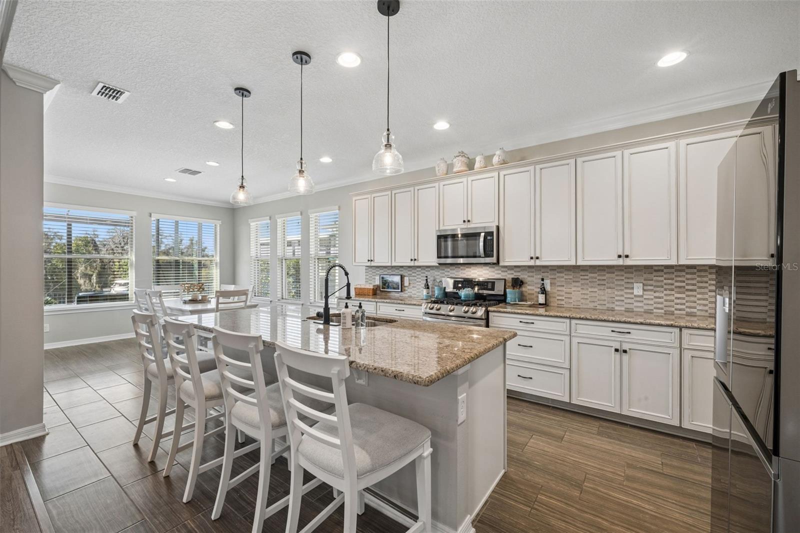 Image 18 of 81 For 17326 Bal Harbour Drive