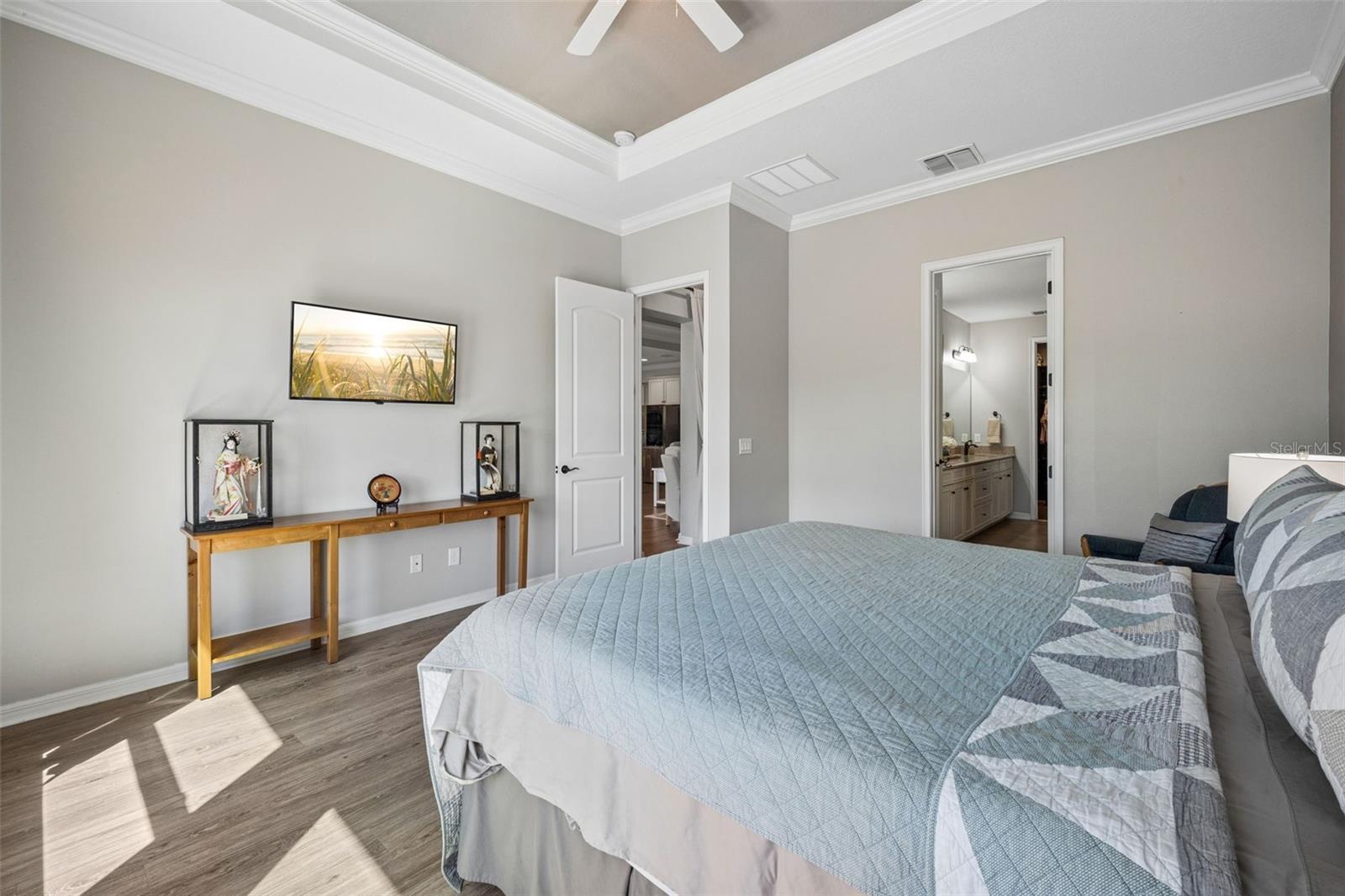 Image 28 of 81 For 17326 Bal Harbour Drive