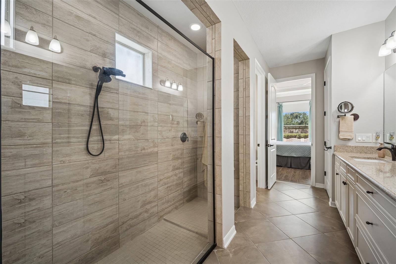 Image 29 of 81 For 17326 Bal Harbour Drive