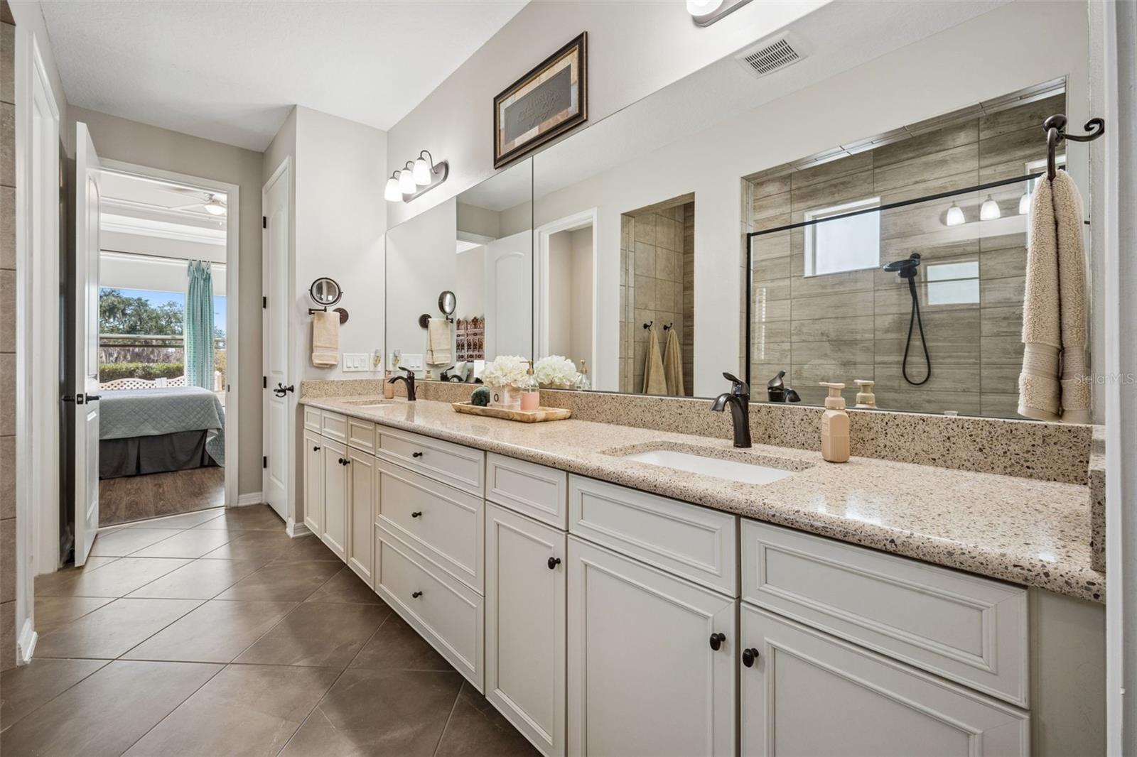 Image 31 of 81 For 17326 Bal Harbour Drive