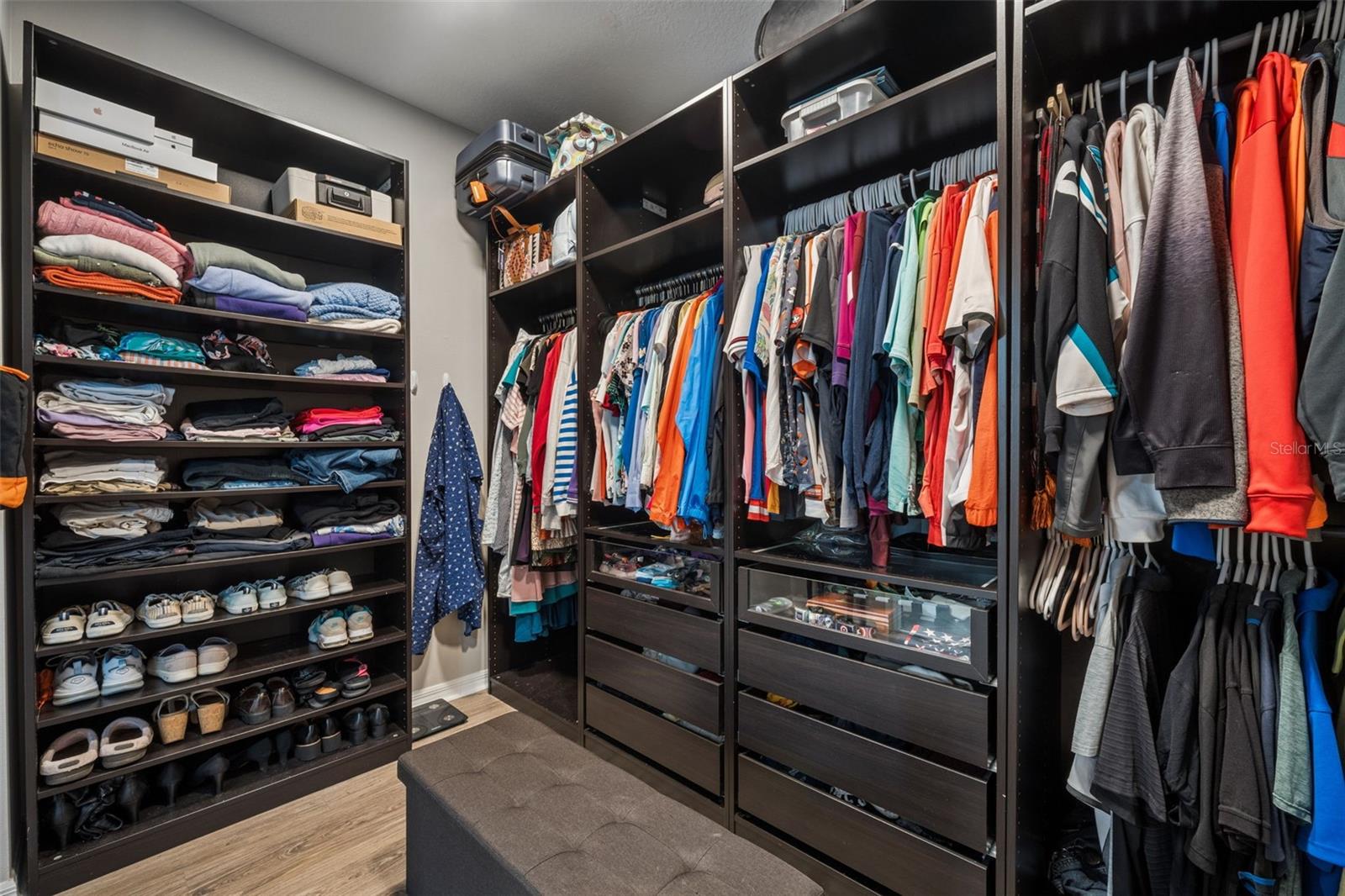 Image 33 of 81 For 17326 Bal Harbour Drive