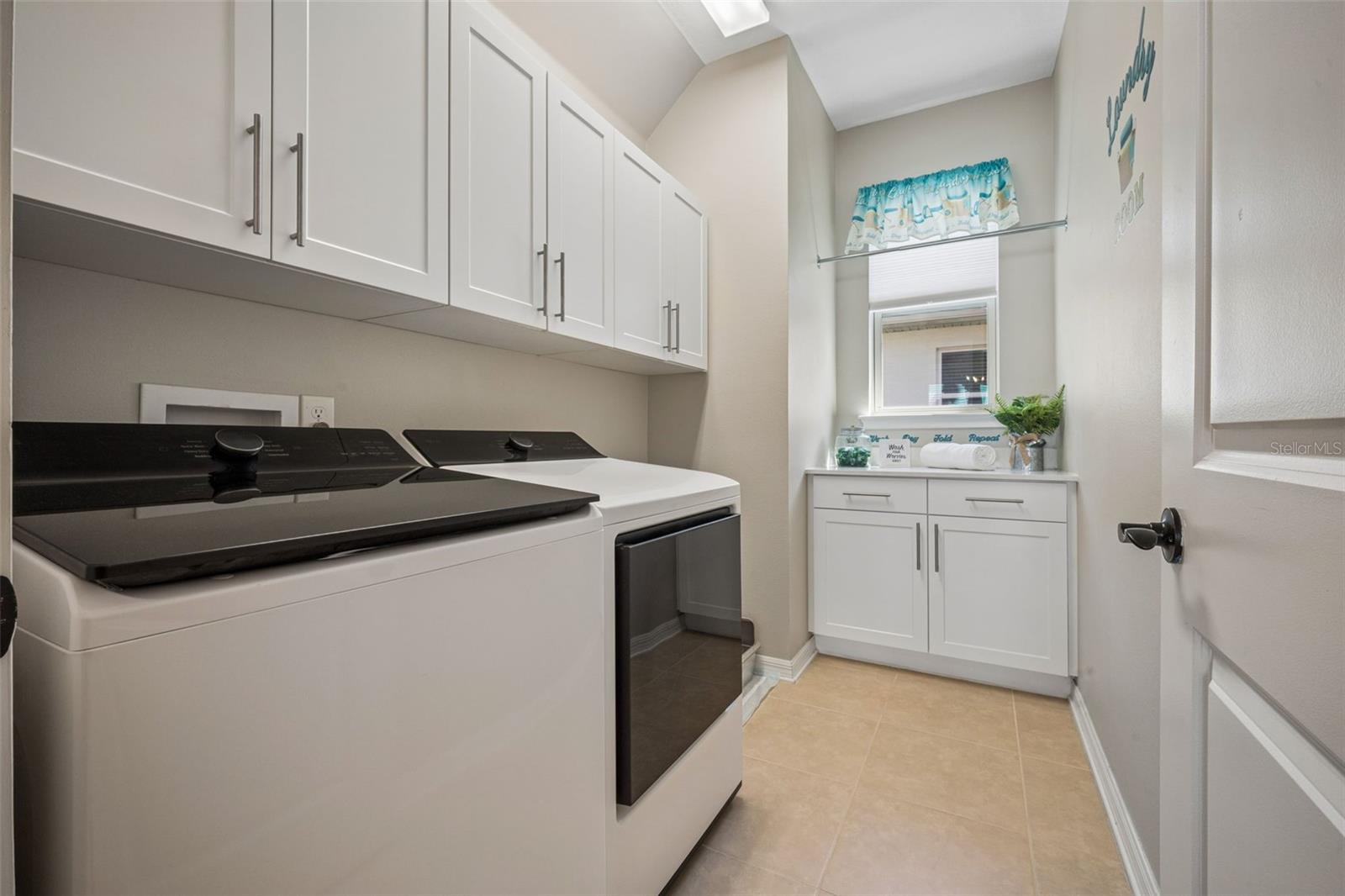 Image 52 of 81 For 17326 Bal Harbour Drive