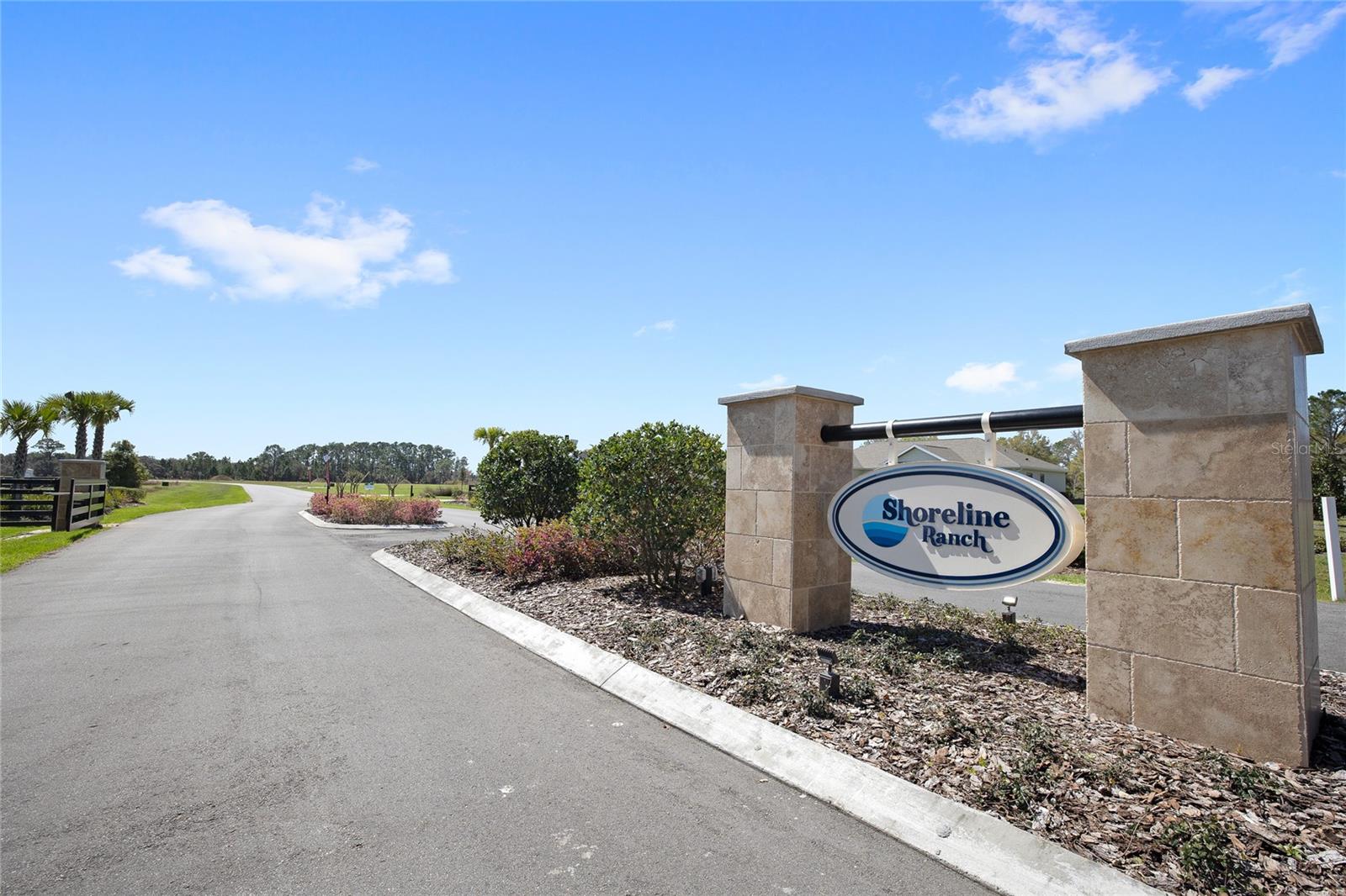 Image 4 of 9 For 38361 Lake Meadow Court