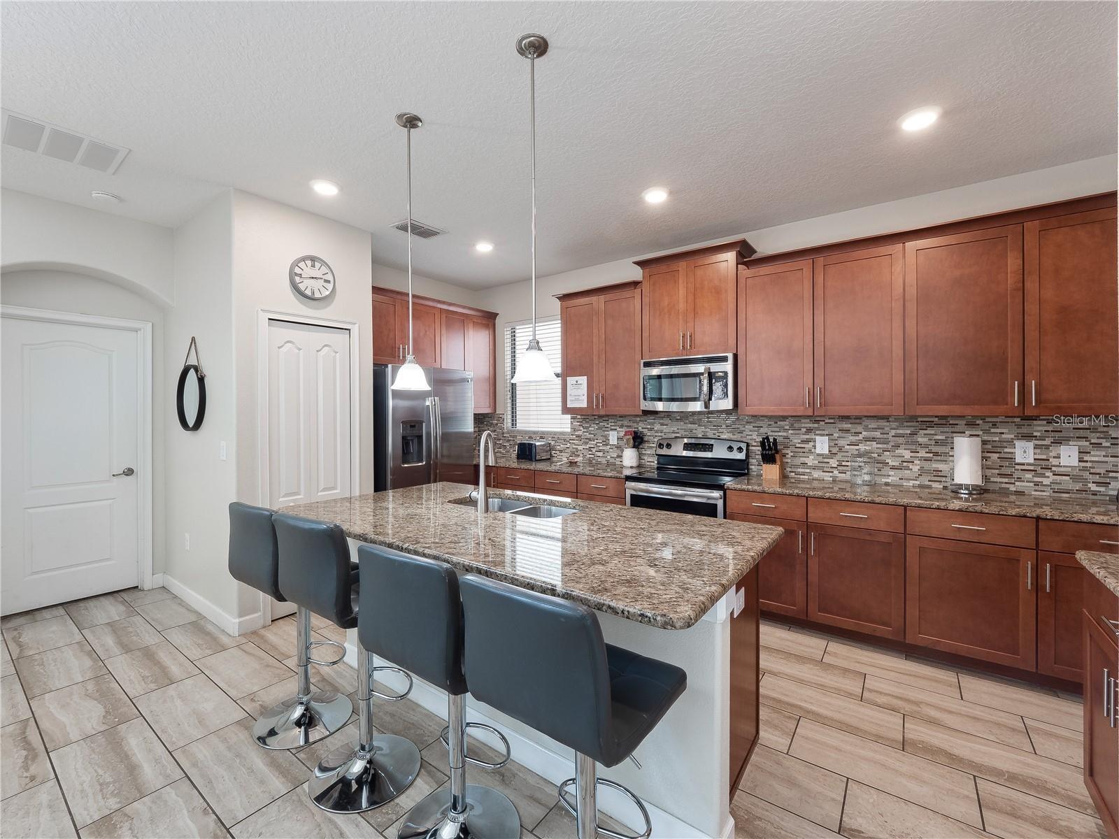 Image 4 of 44 For 5493 Solterra Circle