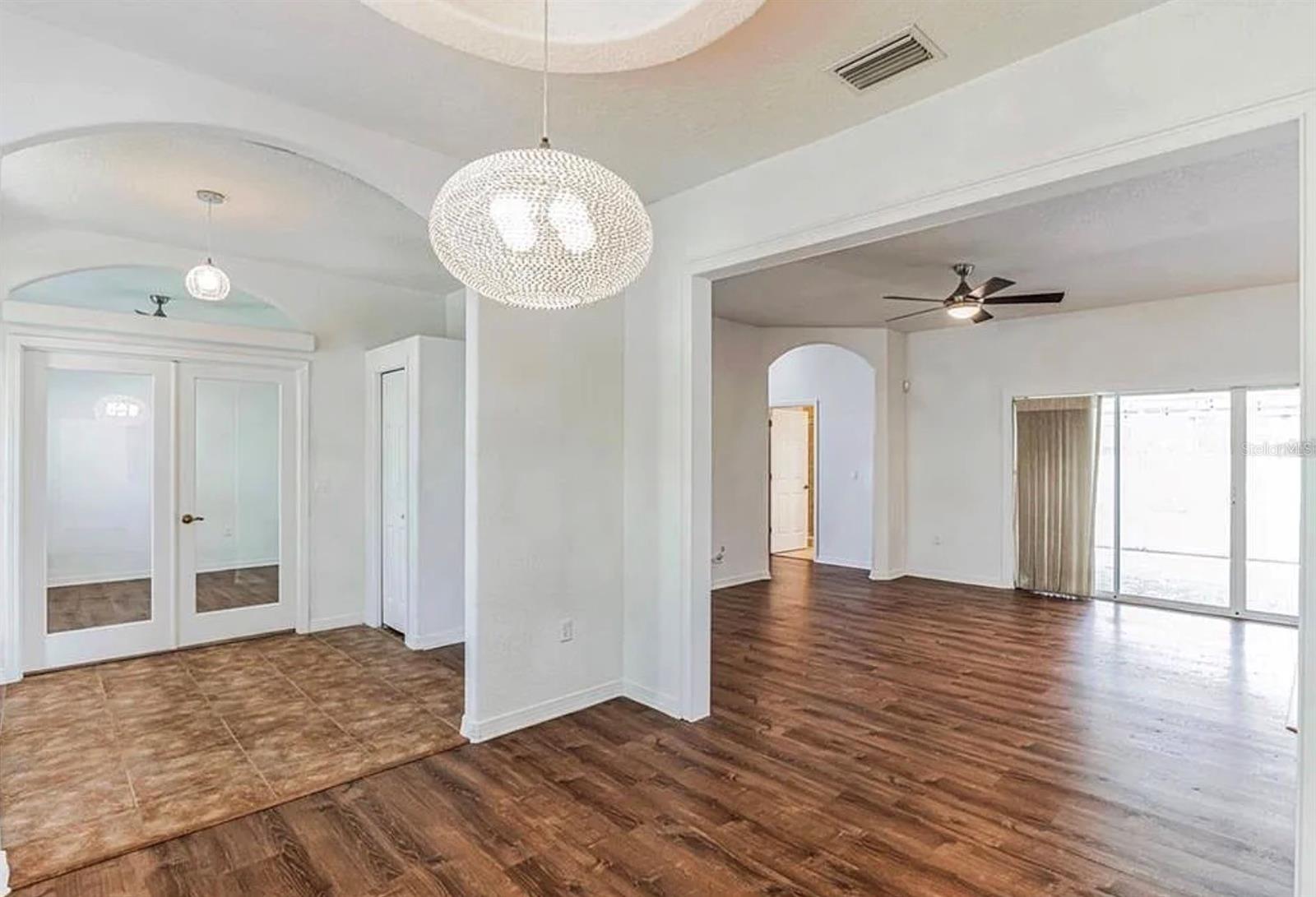 Image 2 of 8 For 4901 Culdesac Court