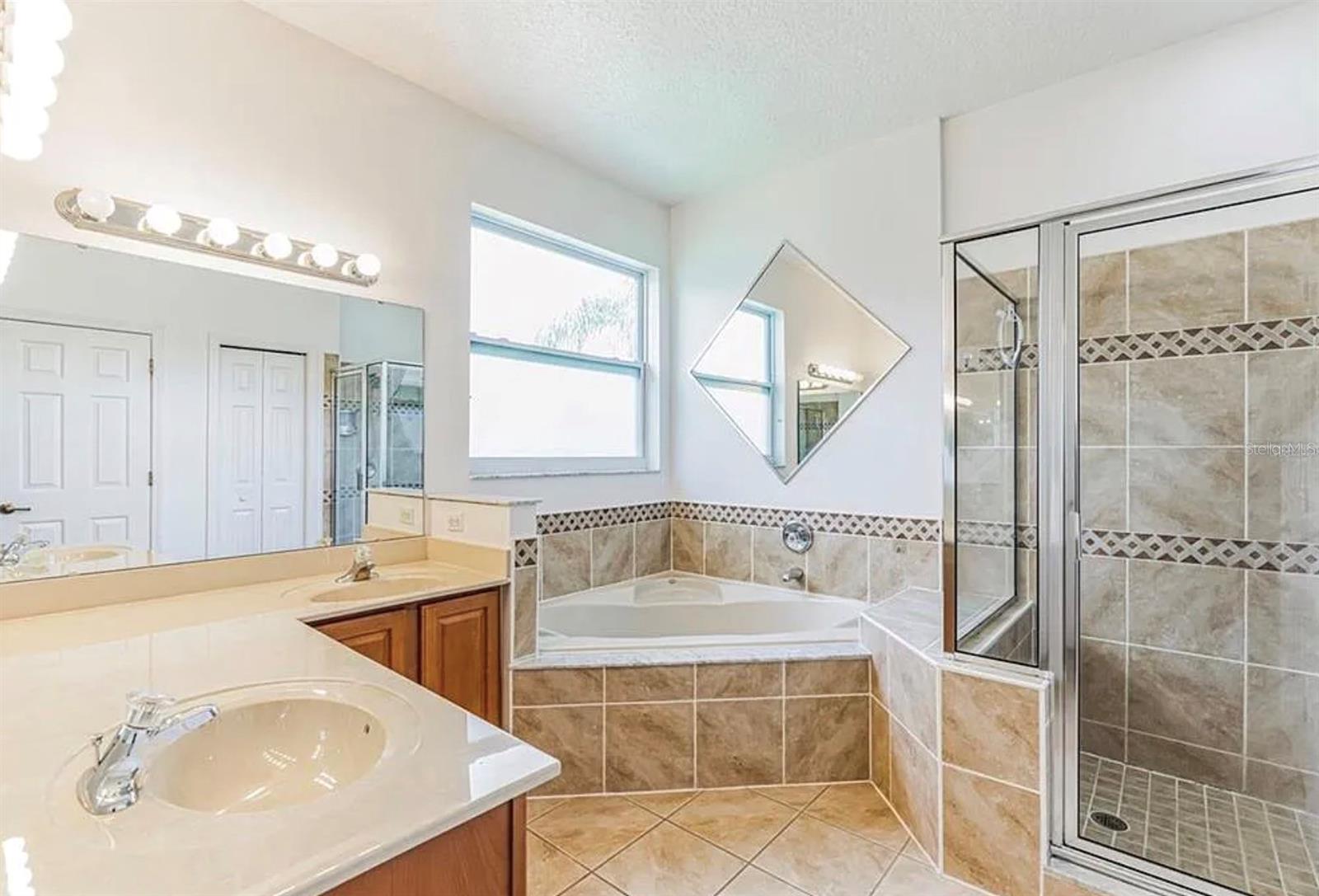 Image 5 of 8 For 4901 Culdesac Court