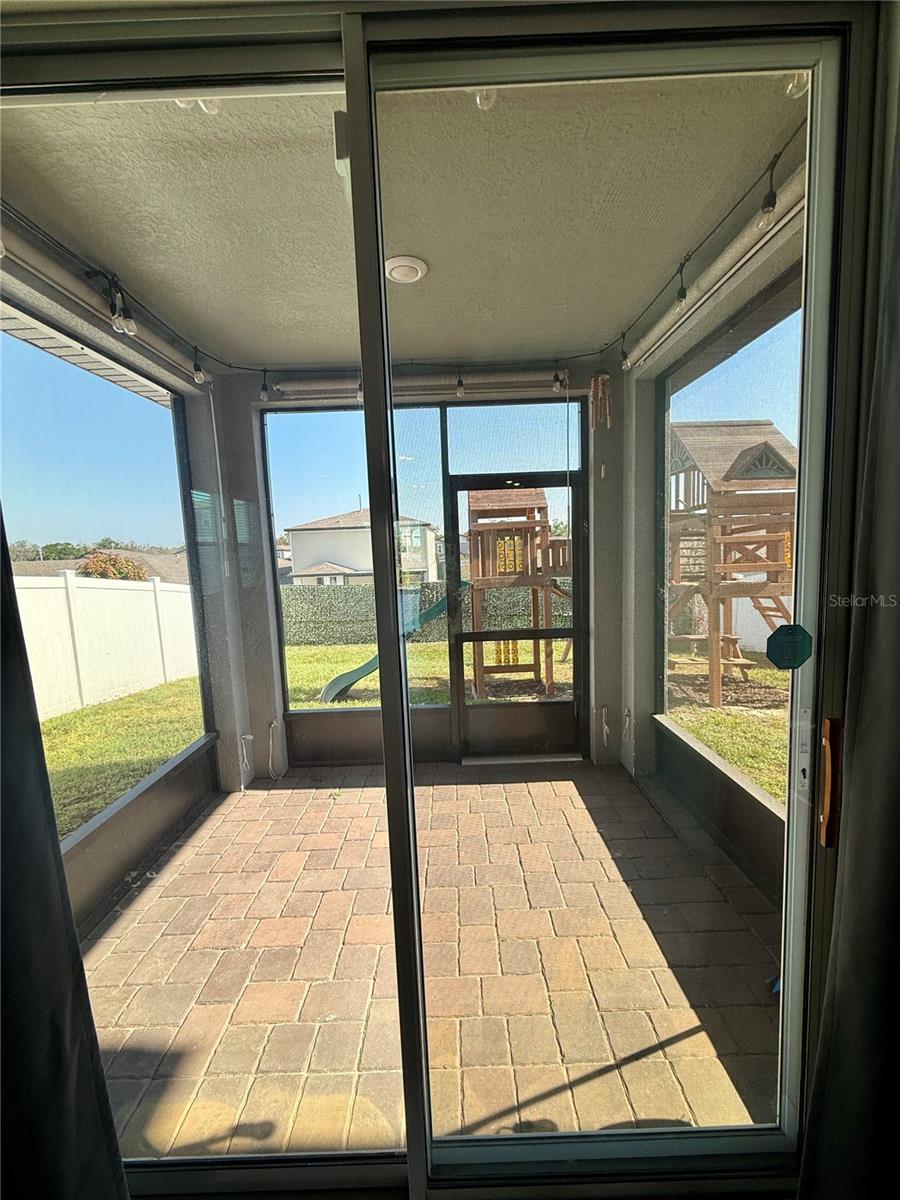 Image 25 of 31 For 30486 Pintail Drive