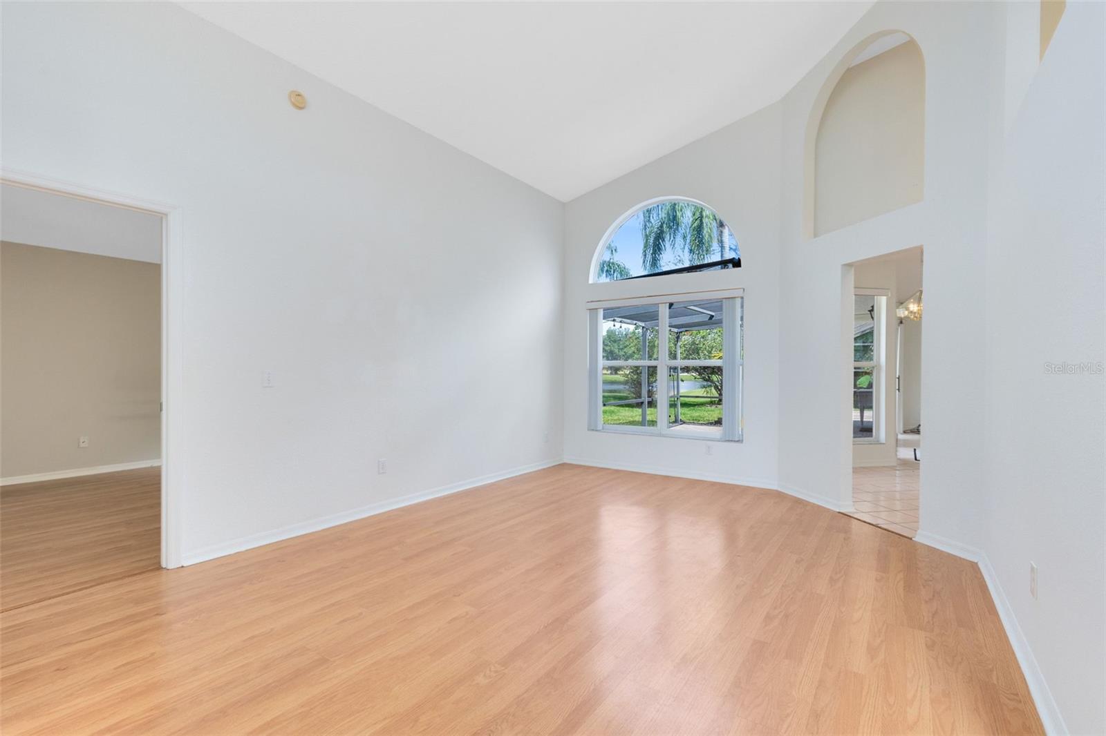 Image 5 of 22 For 5809 Donnelly Circle