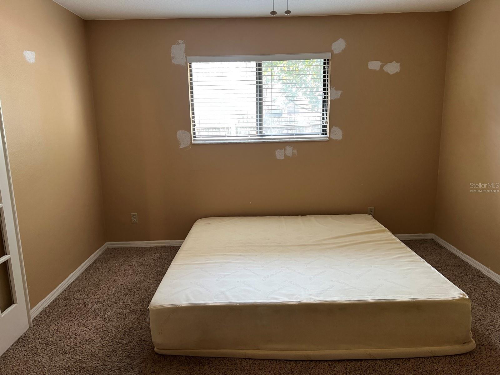 Image 10 of 24 For 526 Palace Drive