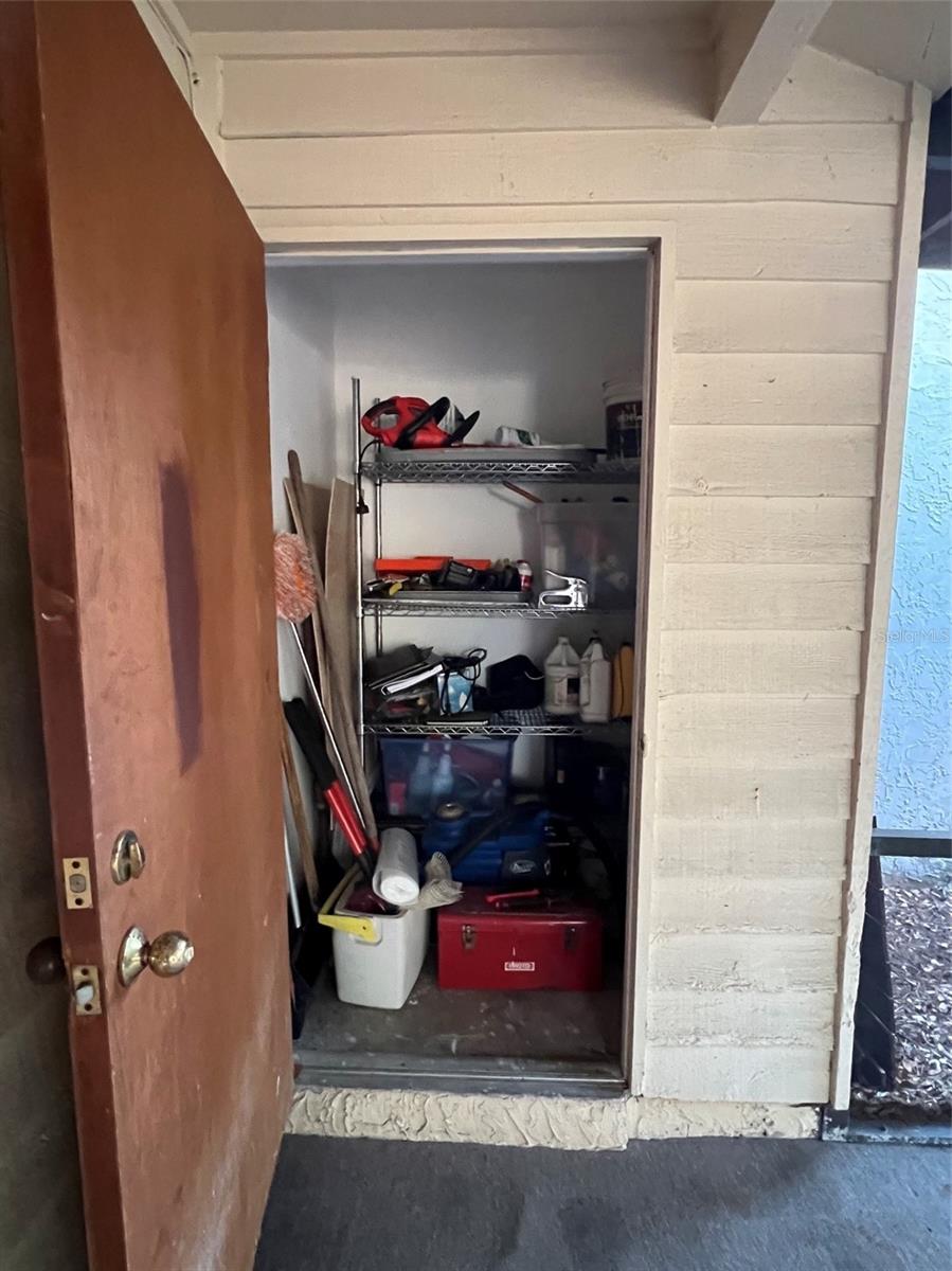 Image 22 of 24 For 526 Palace Drive