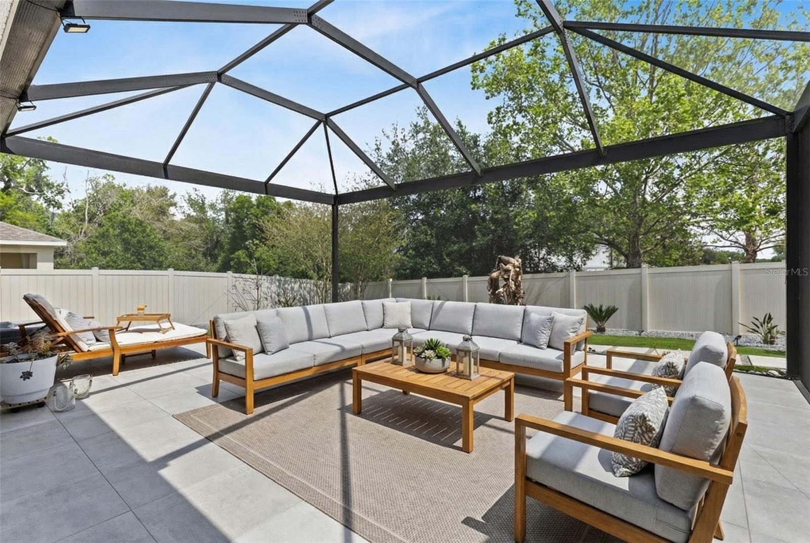 Image 21 of 42 For 9482 Oglethorpe Drive