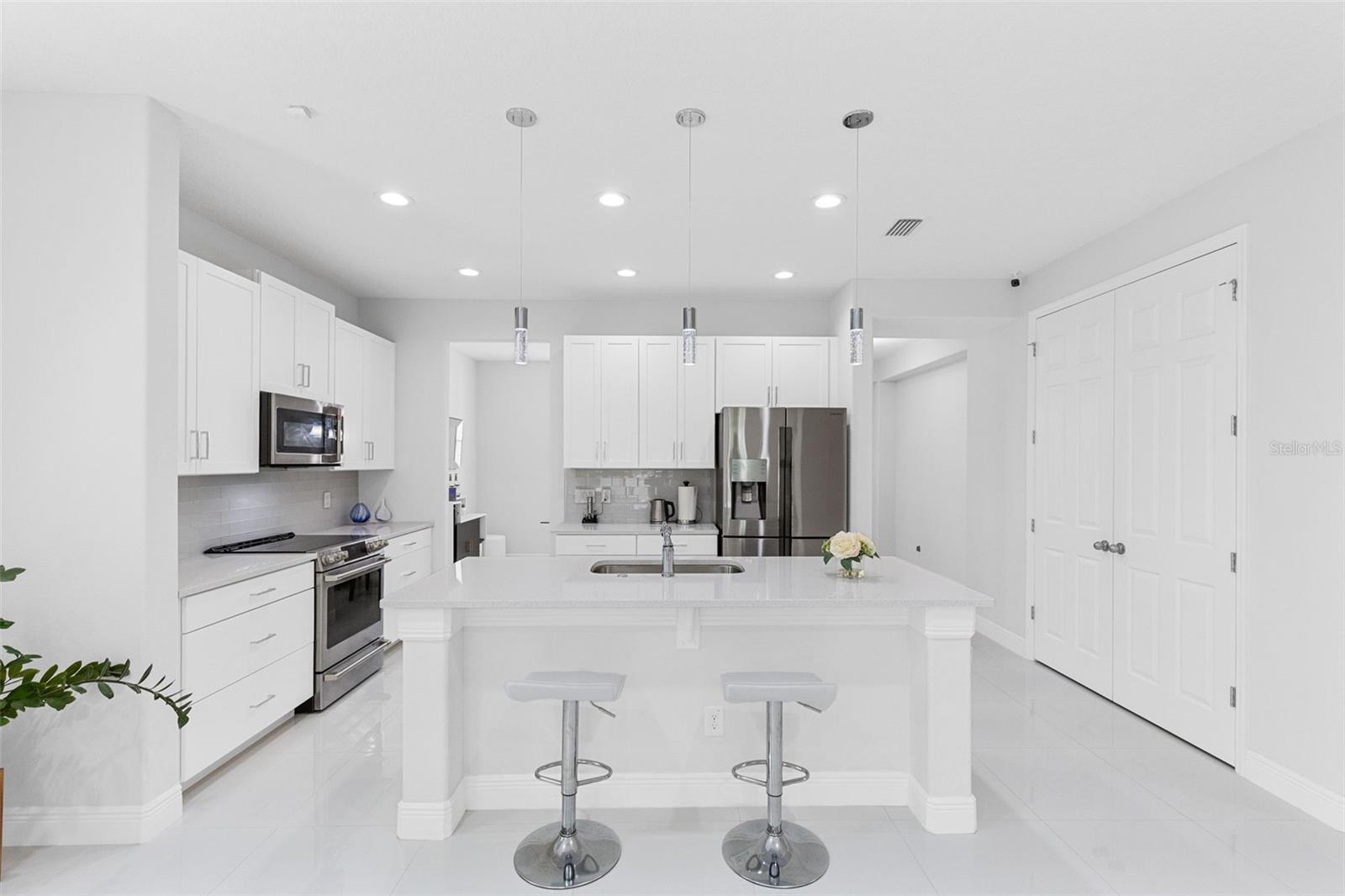 Image 7 of 42 For 9482 Oglethorpe Drive