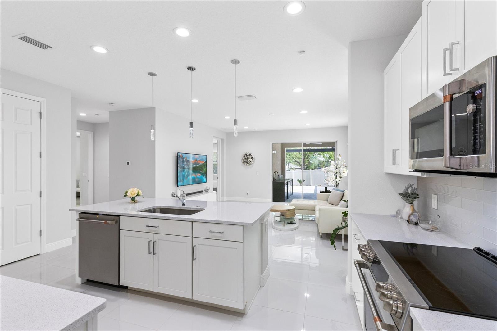 Image 9 of 42 For 9482 Oglethorpe Drive