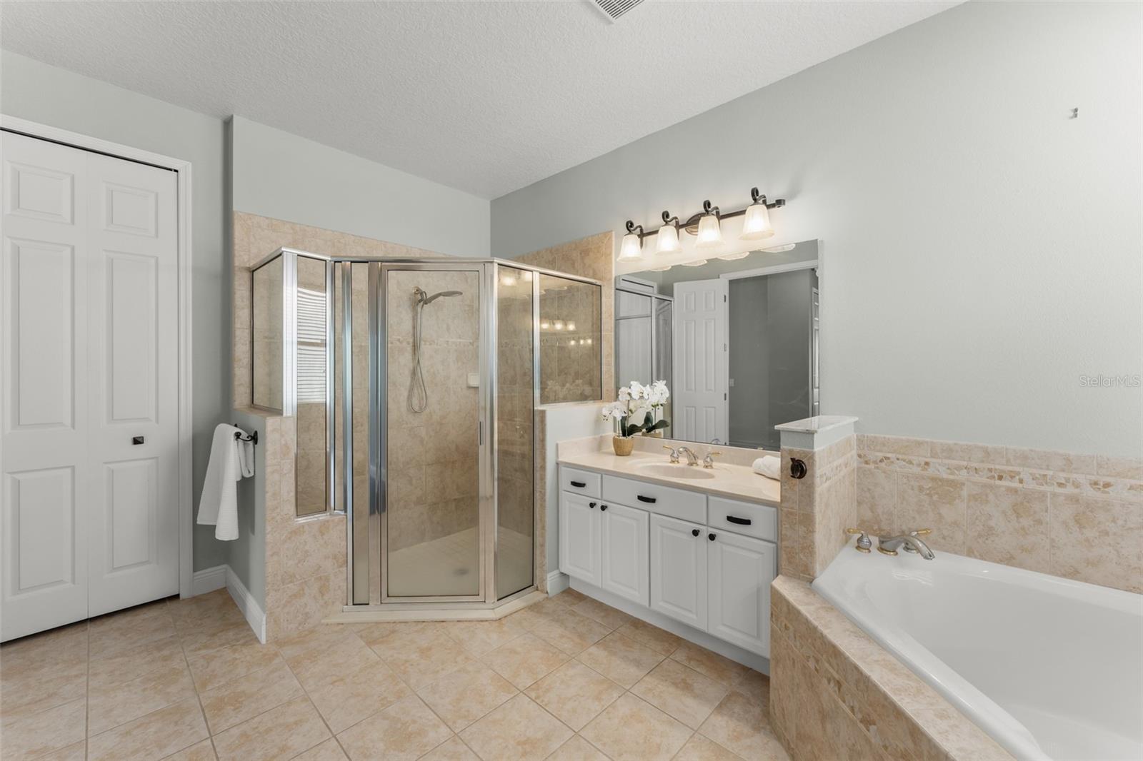 Image 35 of 82 For 3790 Eagle Isle Circle