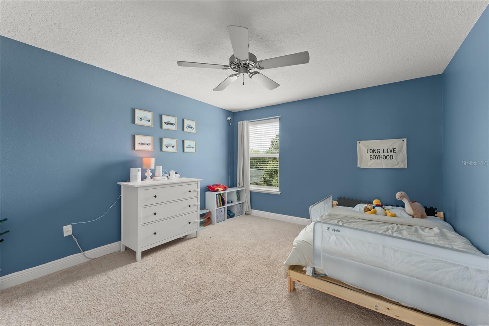 Image 41 of 56 For 635 Neptune Drive