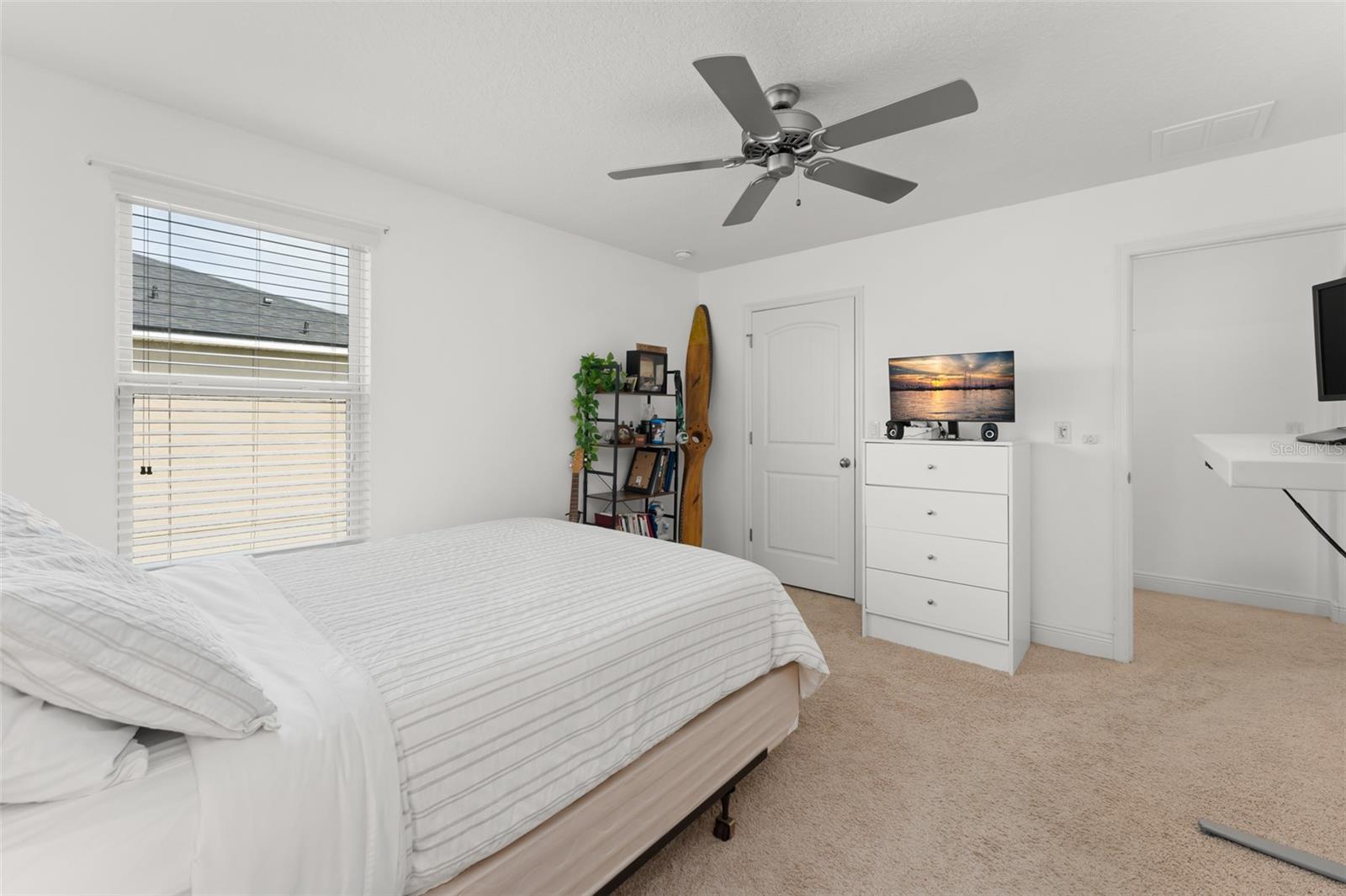 Image 44 of 56 For 635 Neptune Drive