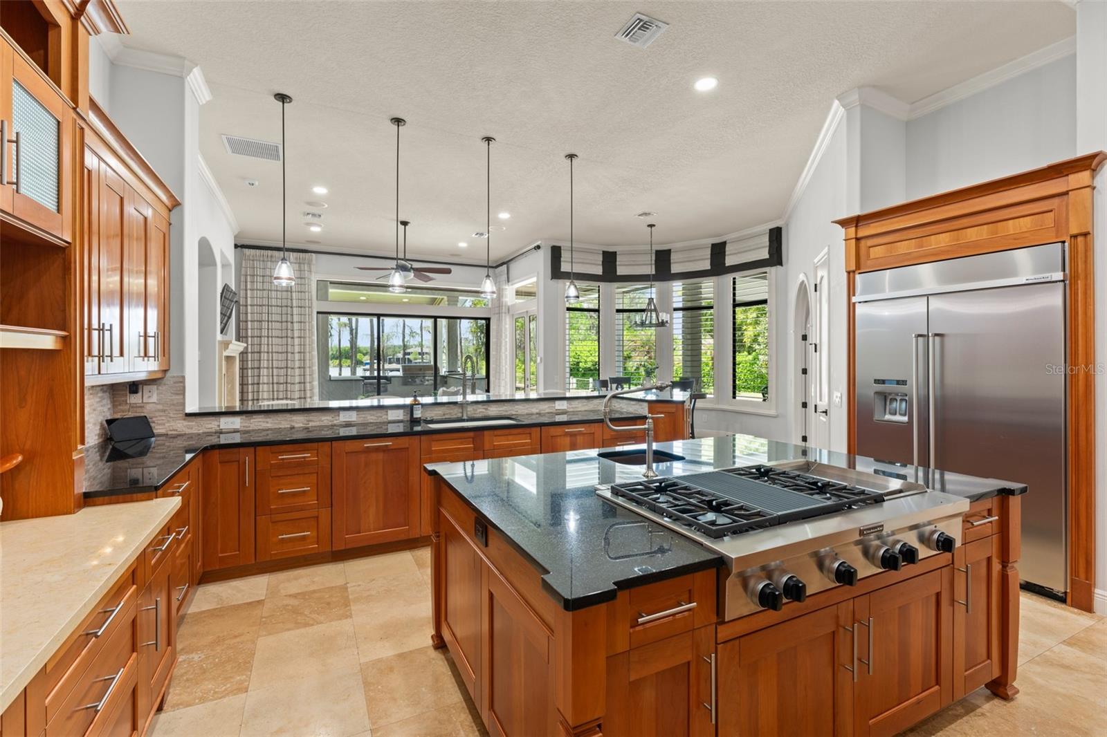 Image 11 of 100 For 9713 Endicott Court