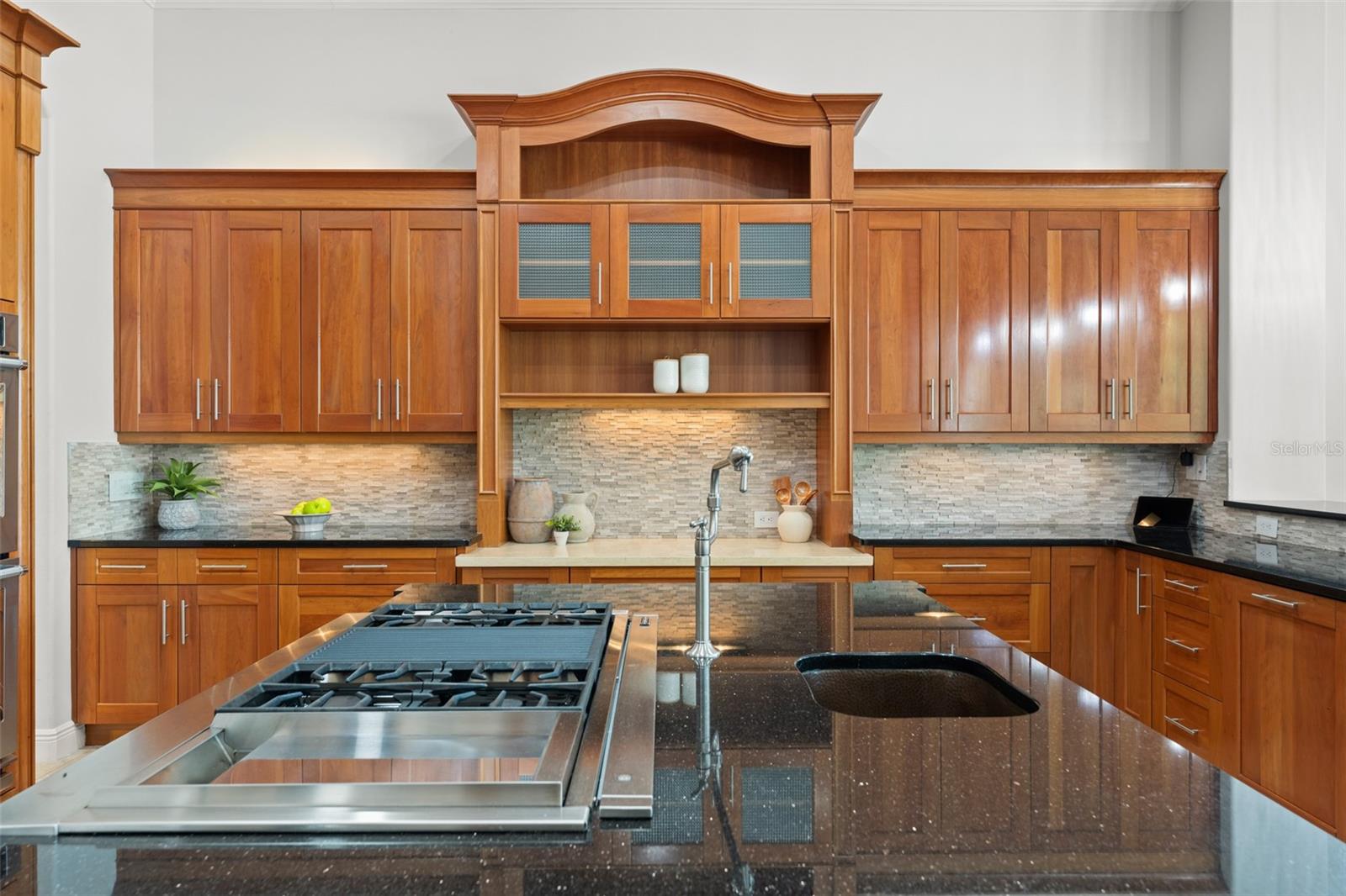 Image 14 of 100 For 9713 Endicott Court