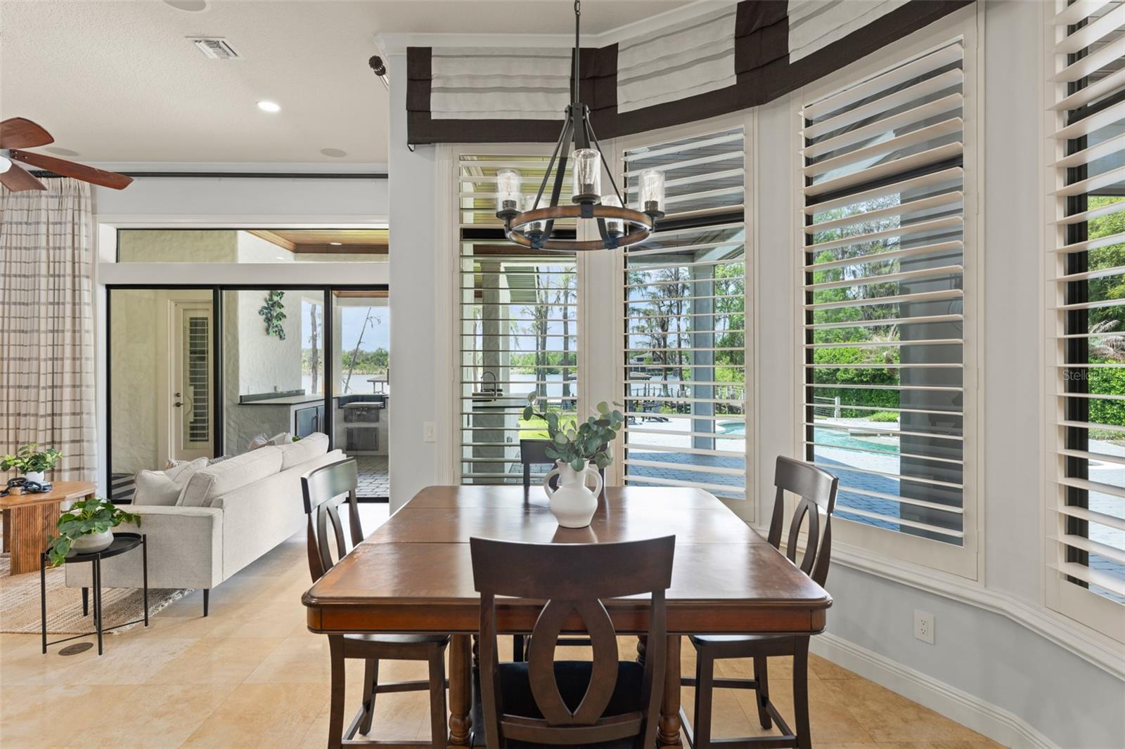 Image 18 of 100 For 9713 Endicott Court