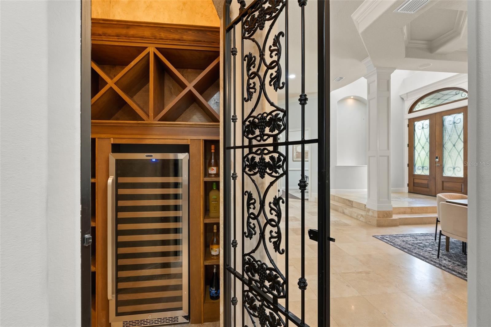 Image 20 of 100 For 9713 Endicott Court