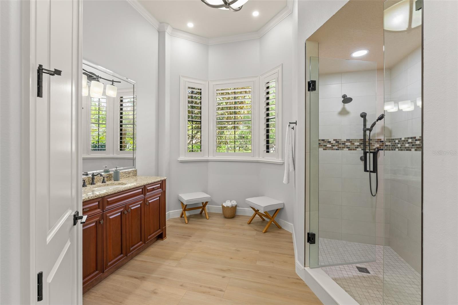 Image 29 of 100 For 9713 Endicott Court