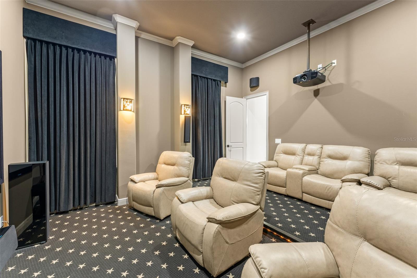 Image 41 of 100 For 9713 Endicott Court