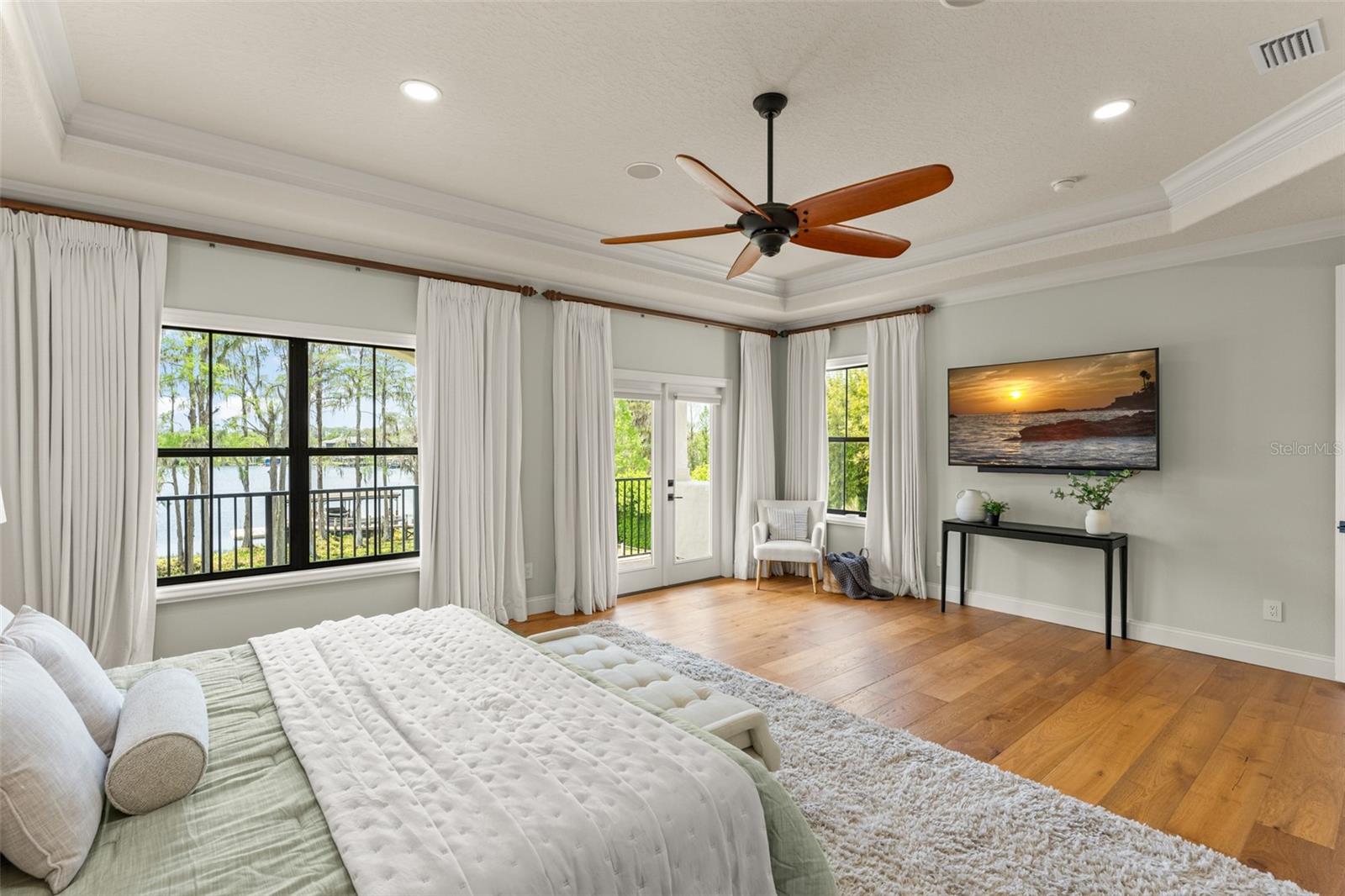 Image 42 of 100 For 9713 Endicott Court