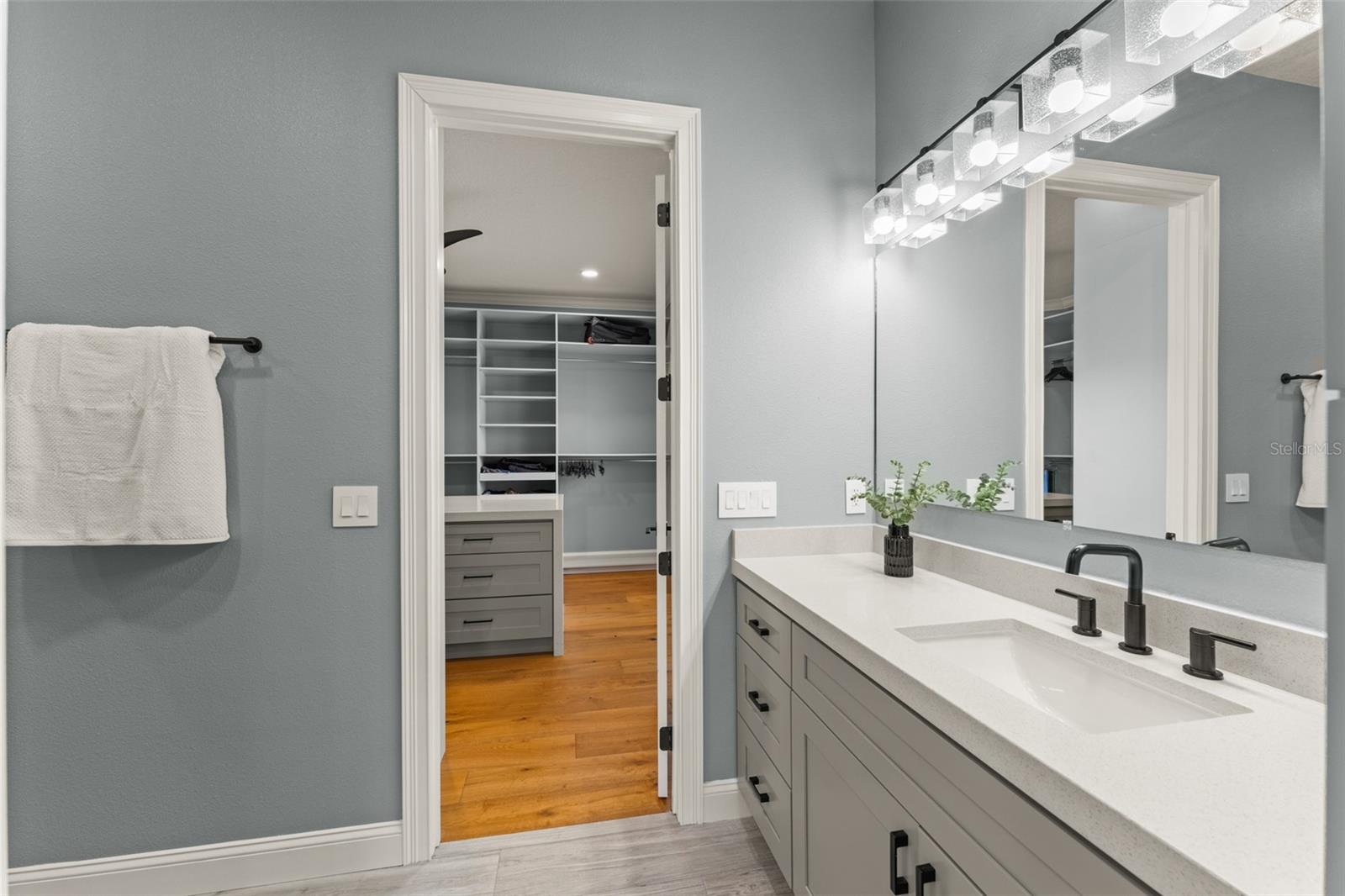 Image 59 of 100 For 9713 Endicott Court