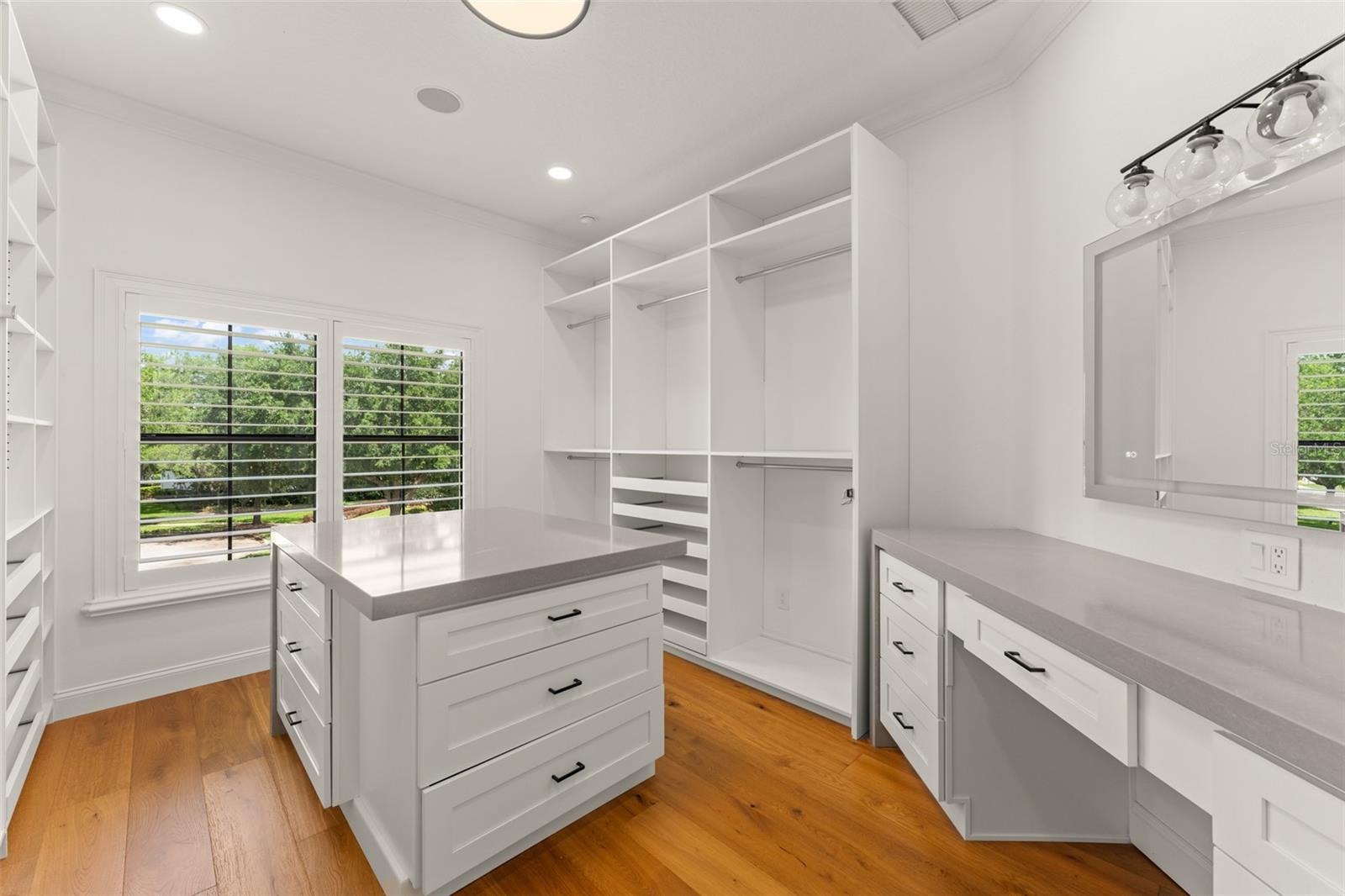 Image 70 of 100 For 9713 Endicott Court