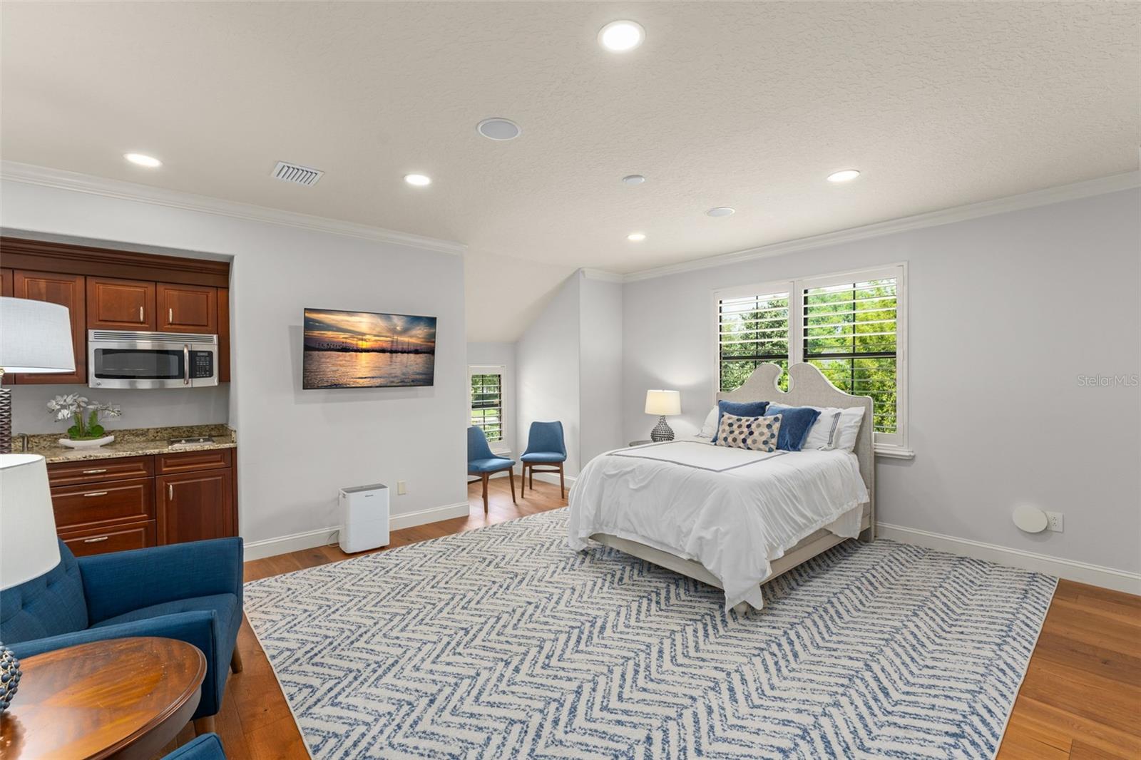 Image 80 of 100 For 9713 Endicott Court