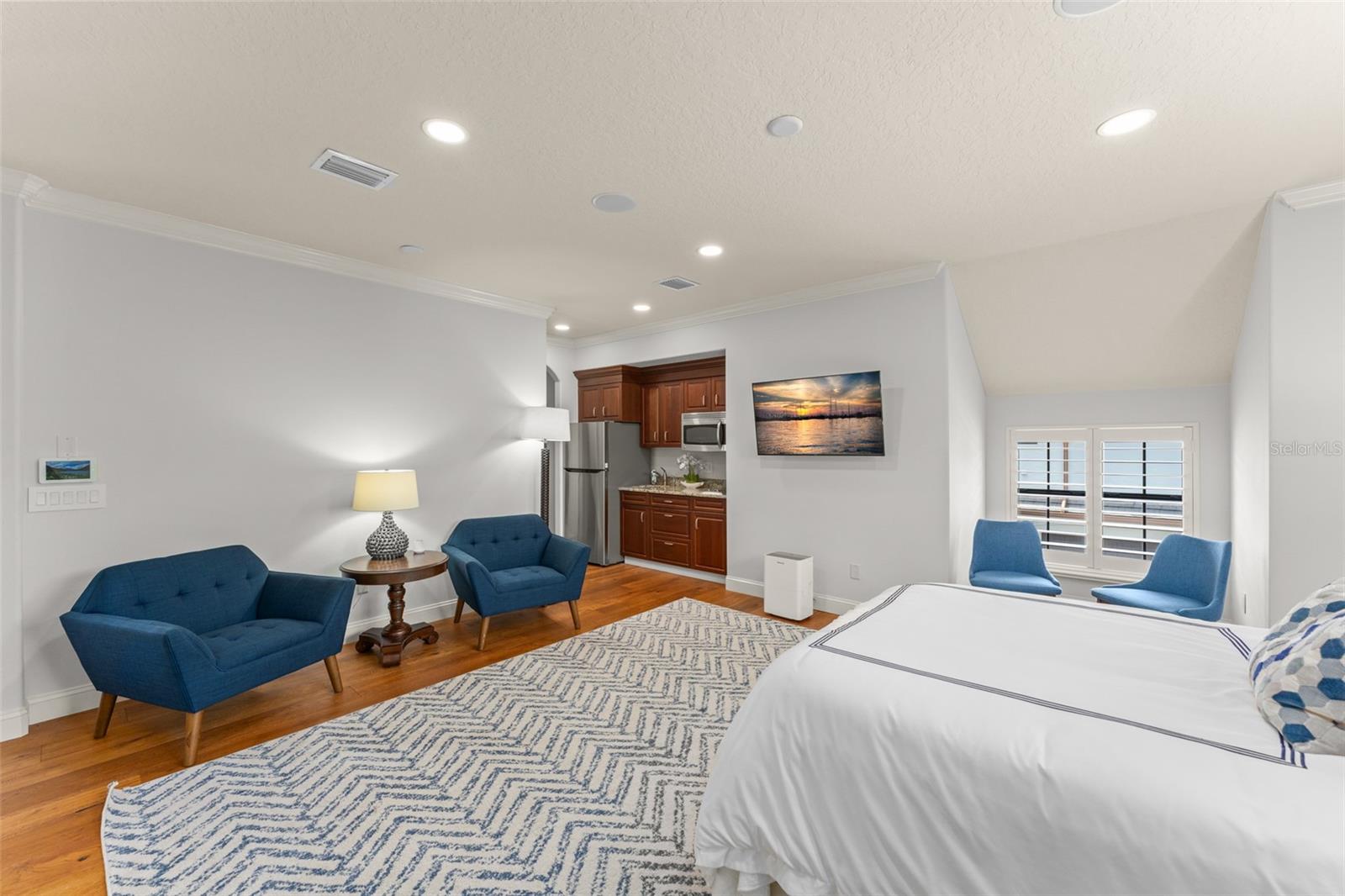 Image 81 of 100 For 9713 Endicott Court