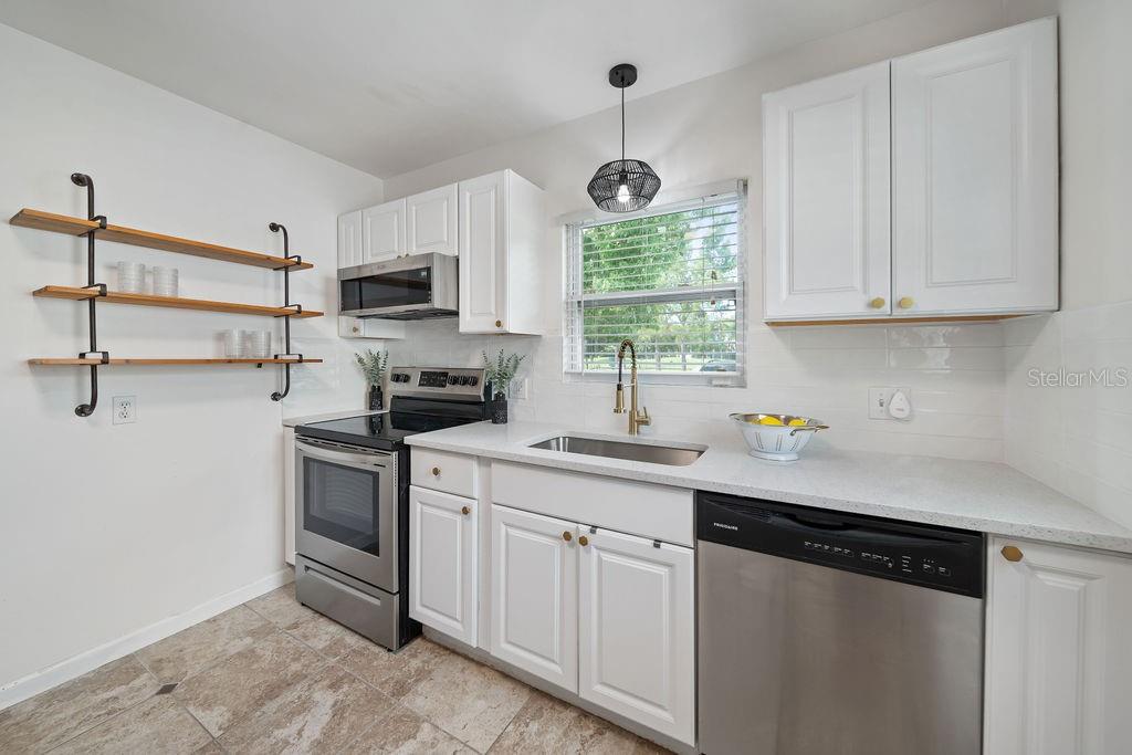 Image 7 of 25 For 3462 Fairway Lane