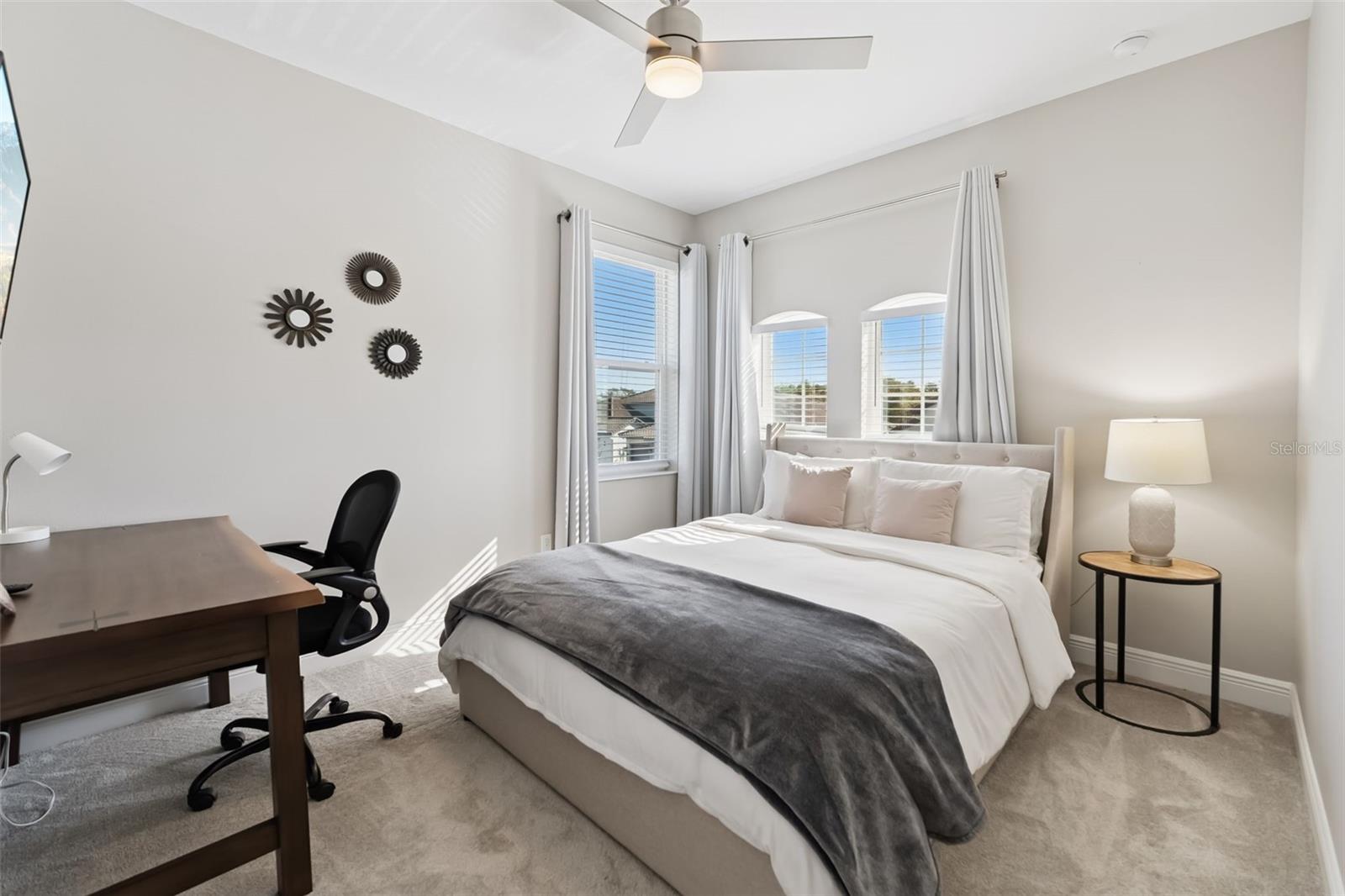 Image 21 of 30 For 7256 Heather Sound Loop